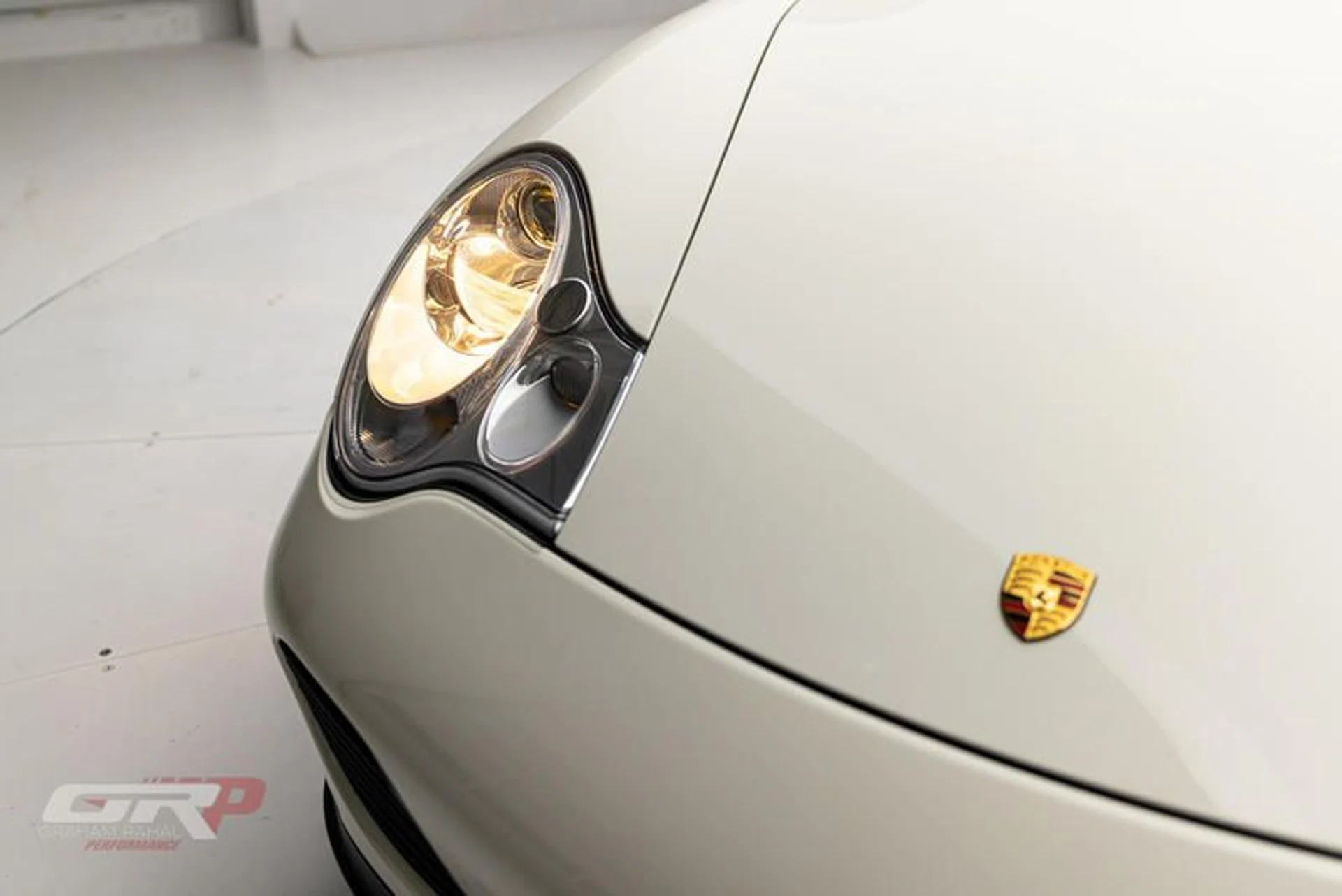 mph014_4250317970_B7_B1940_C_DA_2_A_4267_B632_29184_A72634_D_5f2d249eca