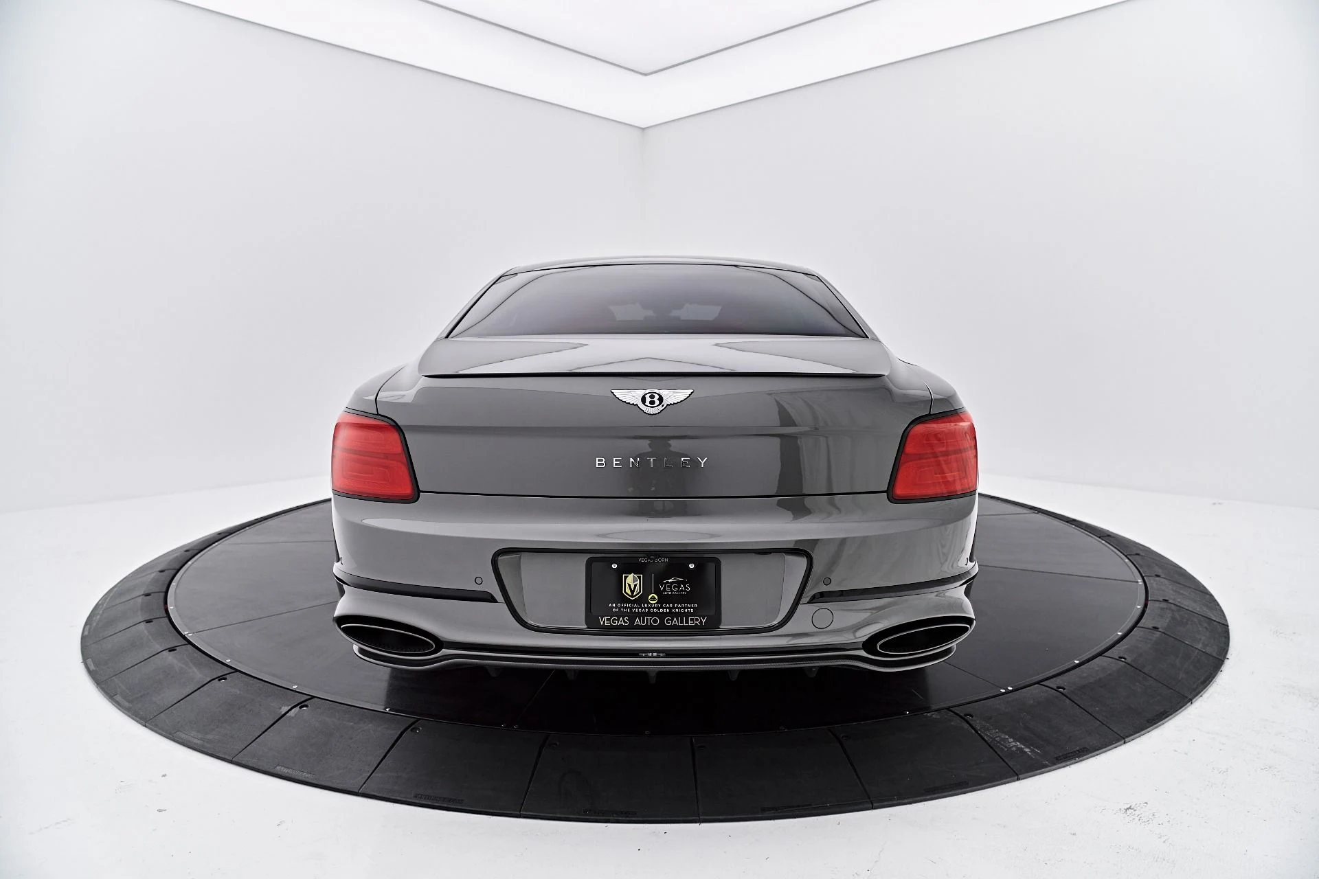 mph014_4252007592_Used_2022_Bentley_Flying_Spur_W12_1786226159_7e90338e1a