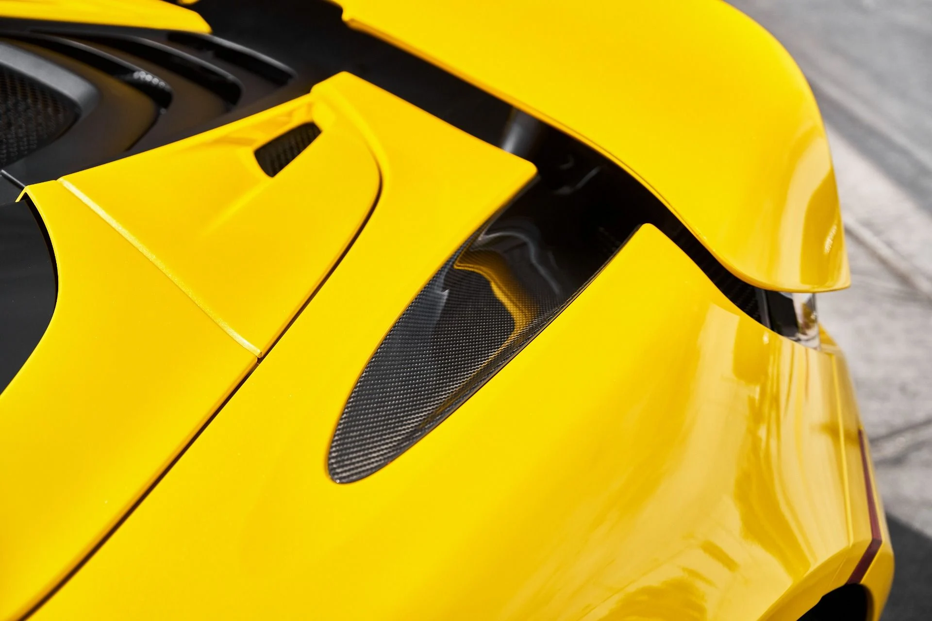 mph014_426103671_Used_2021_Mc_Laren_720_S_1775521497_7b6bd41183