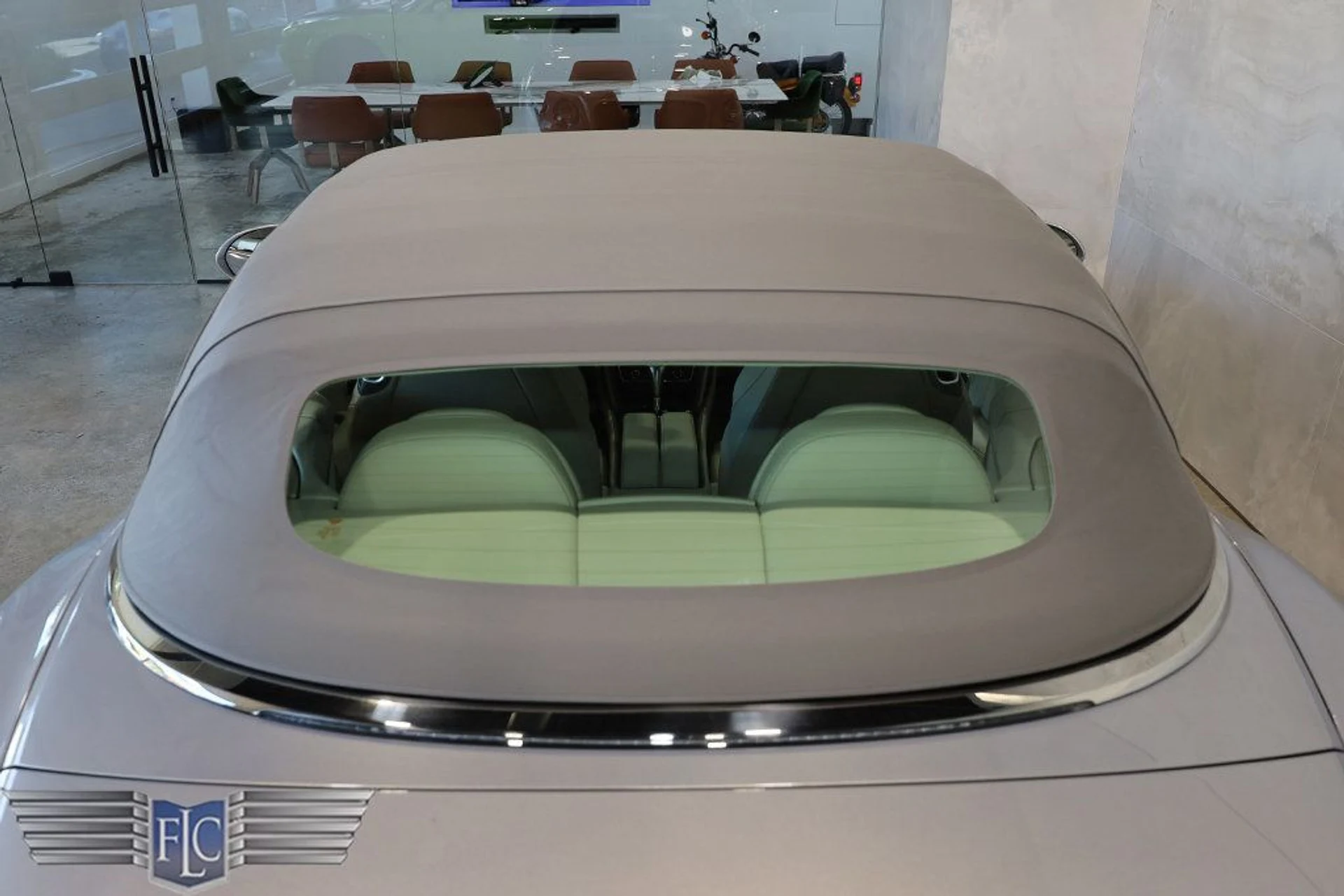 mph014_4264732227_used_2017_bentley_continental_gtspeedconvertible_9689_22985658_15_1024_9cbfb5f9a4