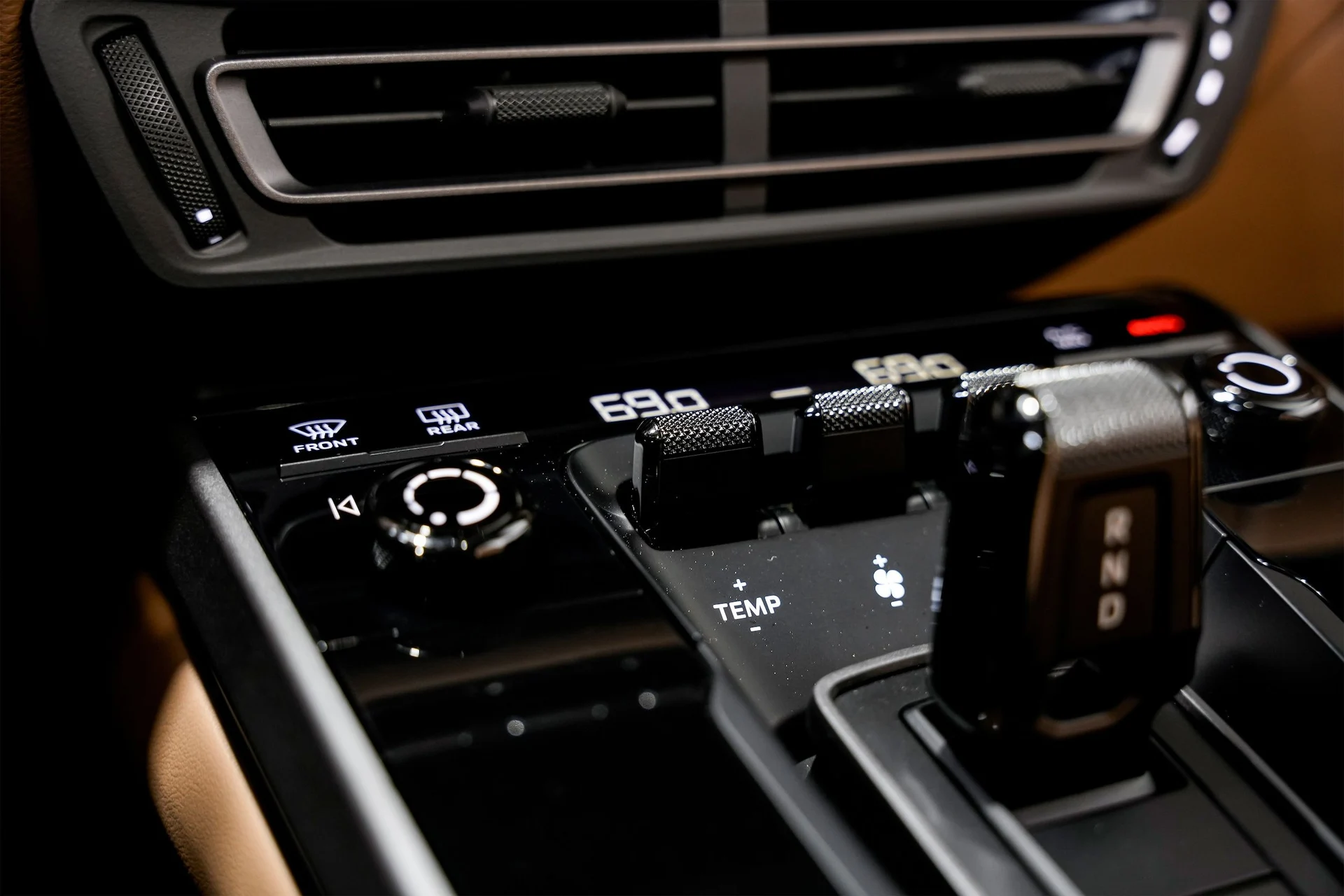 mph014_4277176978_4d0cbdd7eaccff959d37dadc0f832c51x_f6bdb4b741