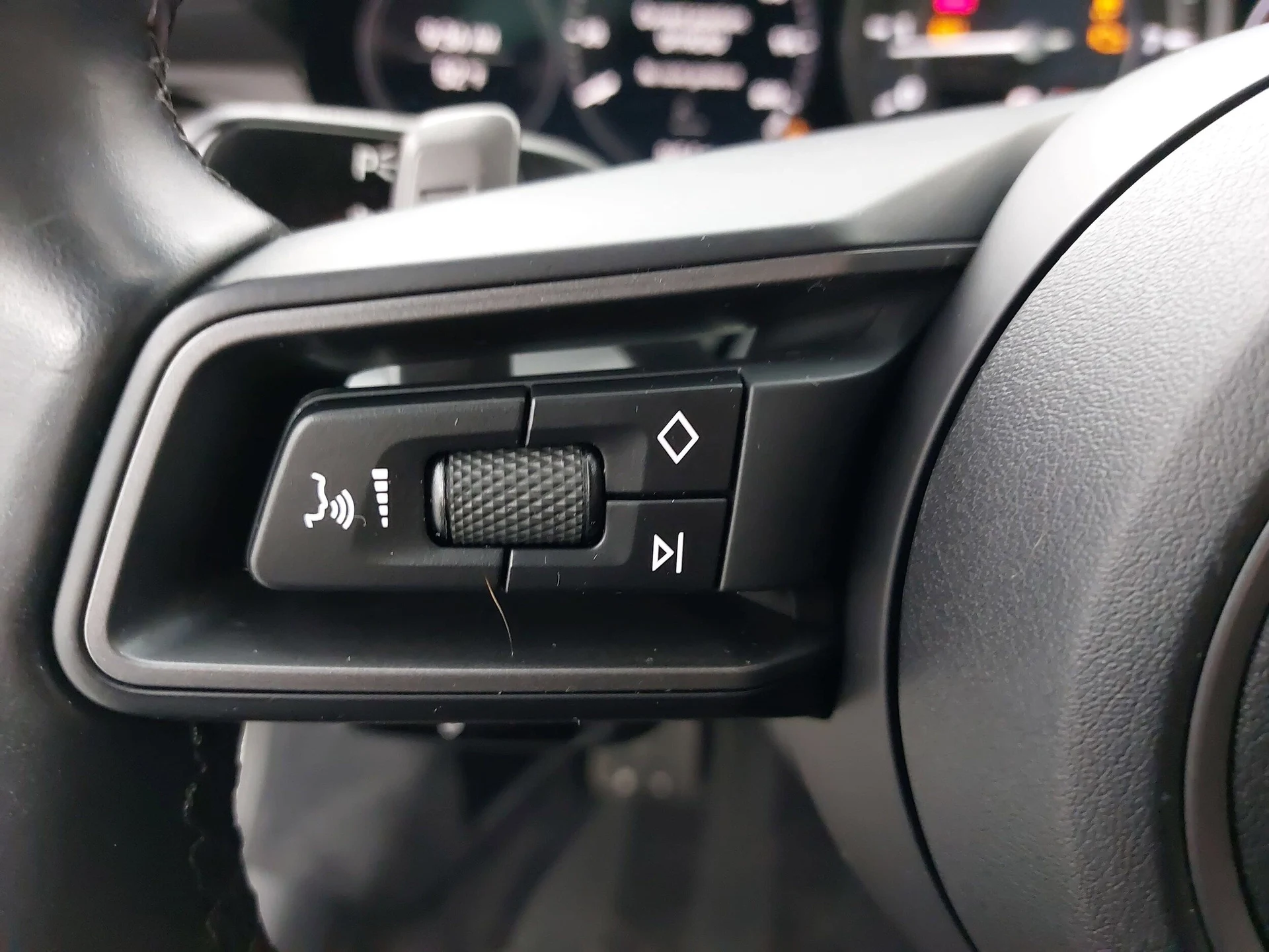 mph014_4282125630_048e1f6c1a0f1657fcd937cb0bd58708x_878d72a5ae