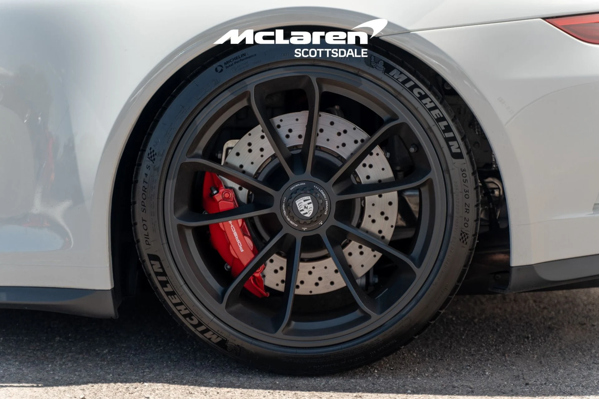 mph014_4284752991_Used_2018_PORSCHE_911_GT_3_1756222401_da2f918eac