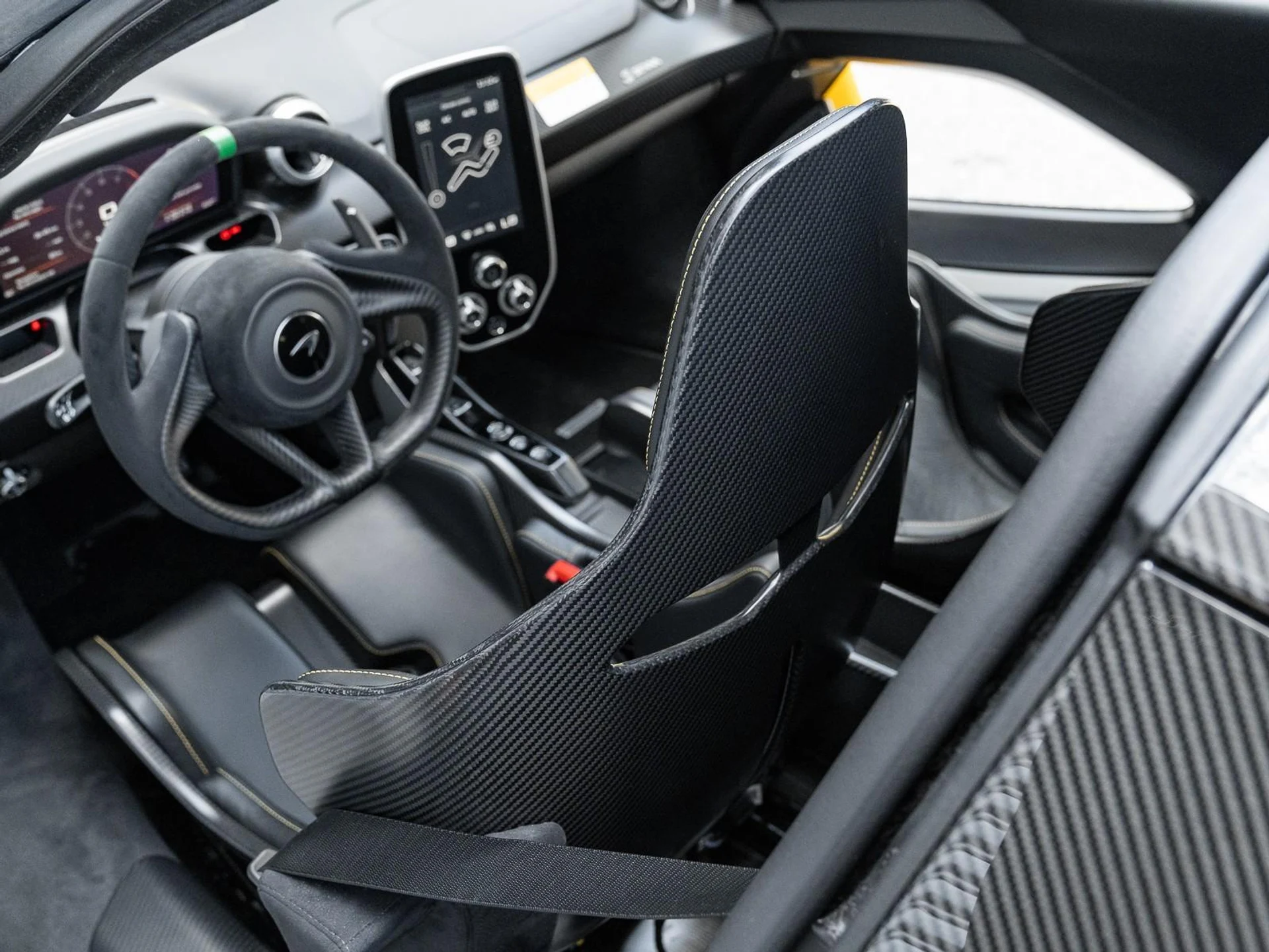 mph014_4294364313_Used_2019_Mc_Laren_Senna_1757779902_dacf30b404