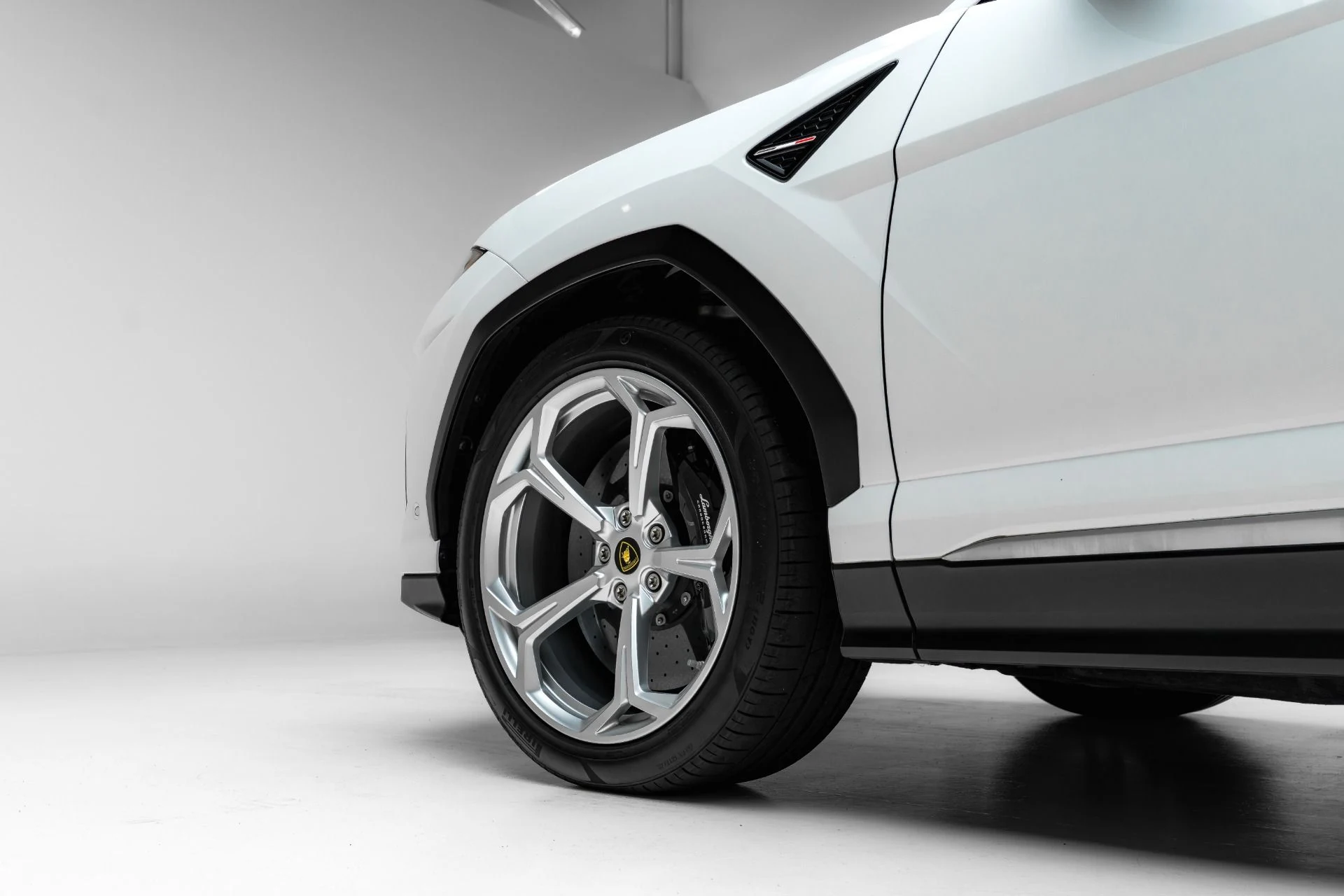 mph014_431059784_Used_2020_Lamborghini_Urus_1780965459_f7d392868b