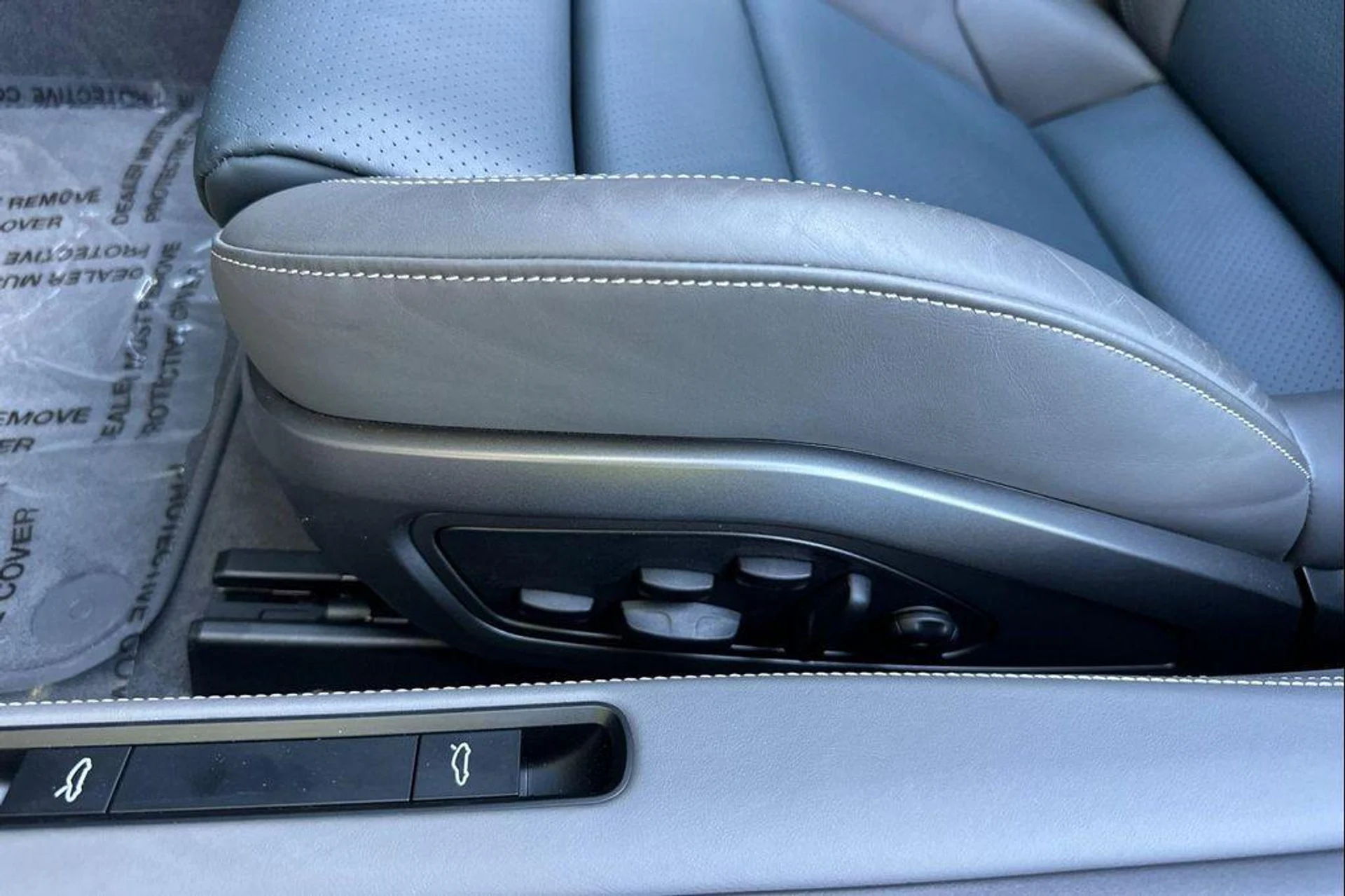 mph014_4313587_Ve_Vk7_Bvpk_V3hm_1w1_YM_4_L_a_Bj1_E_7c73d741e8