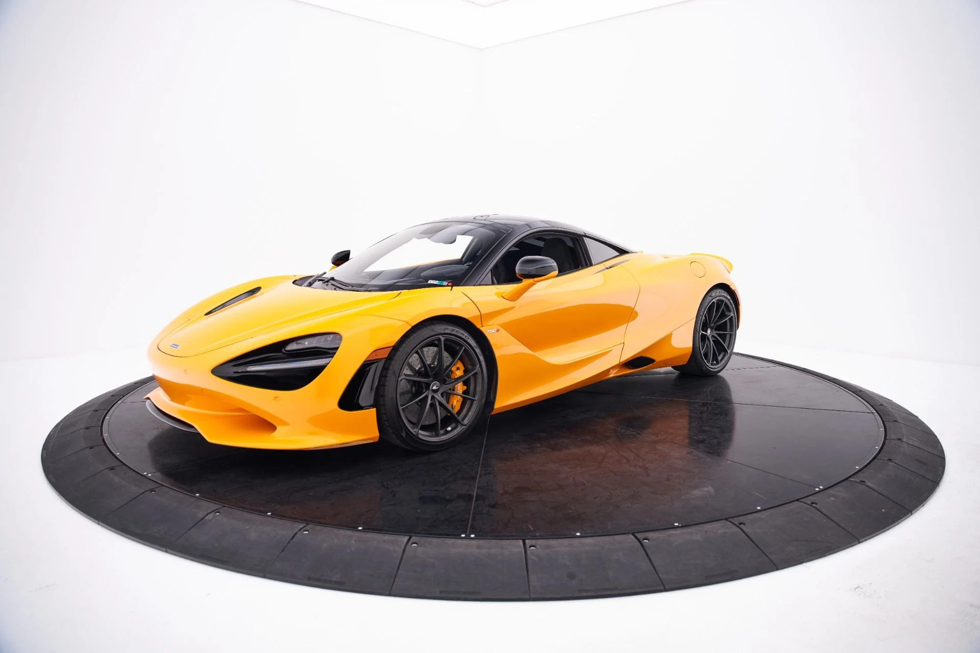 mph014_43432133_Used_2025_Mc_Laren_750_S_1793321695_edbbefab76