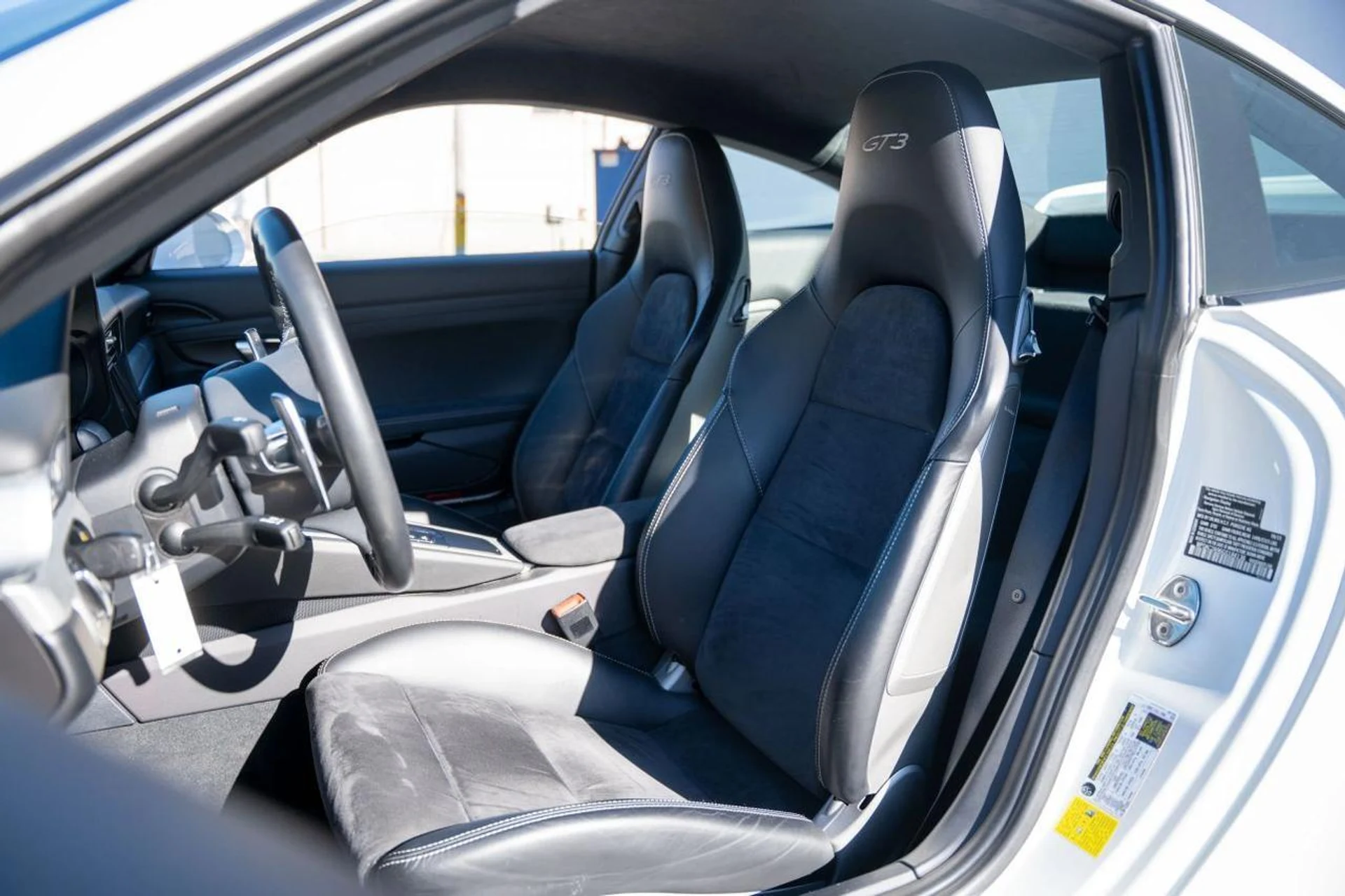 mph014_435694776_72f45b8e3582fd4cc7b0fc94ff06b133_f3b7b25c06