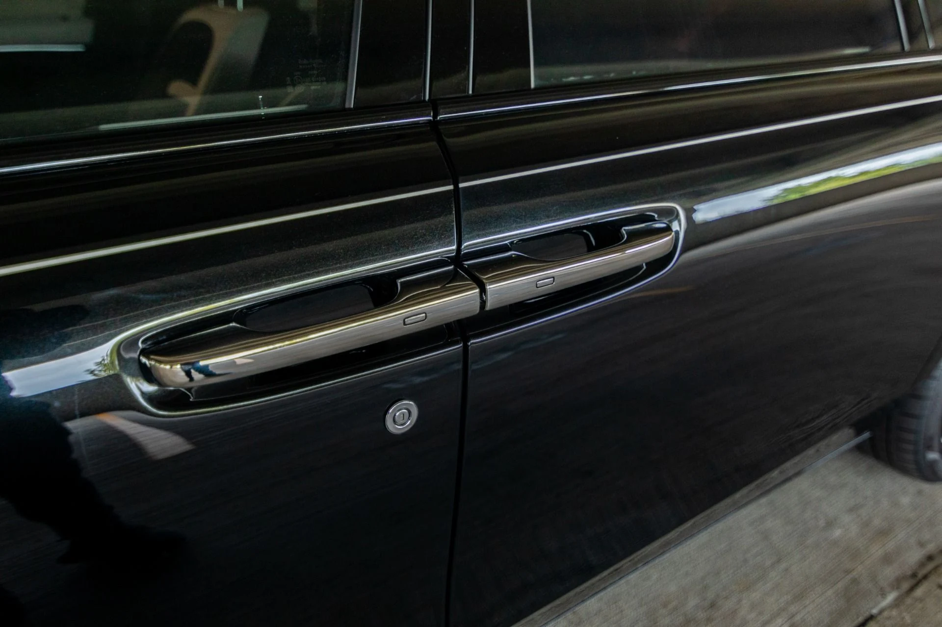 mph014_43681475_Used_2021_Rolls_Royce_Ghost_EWB_1768869200_a42585d089