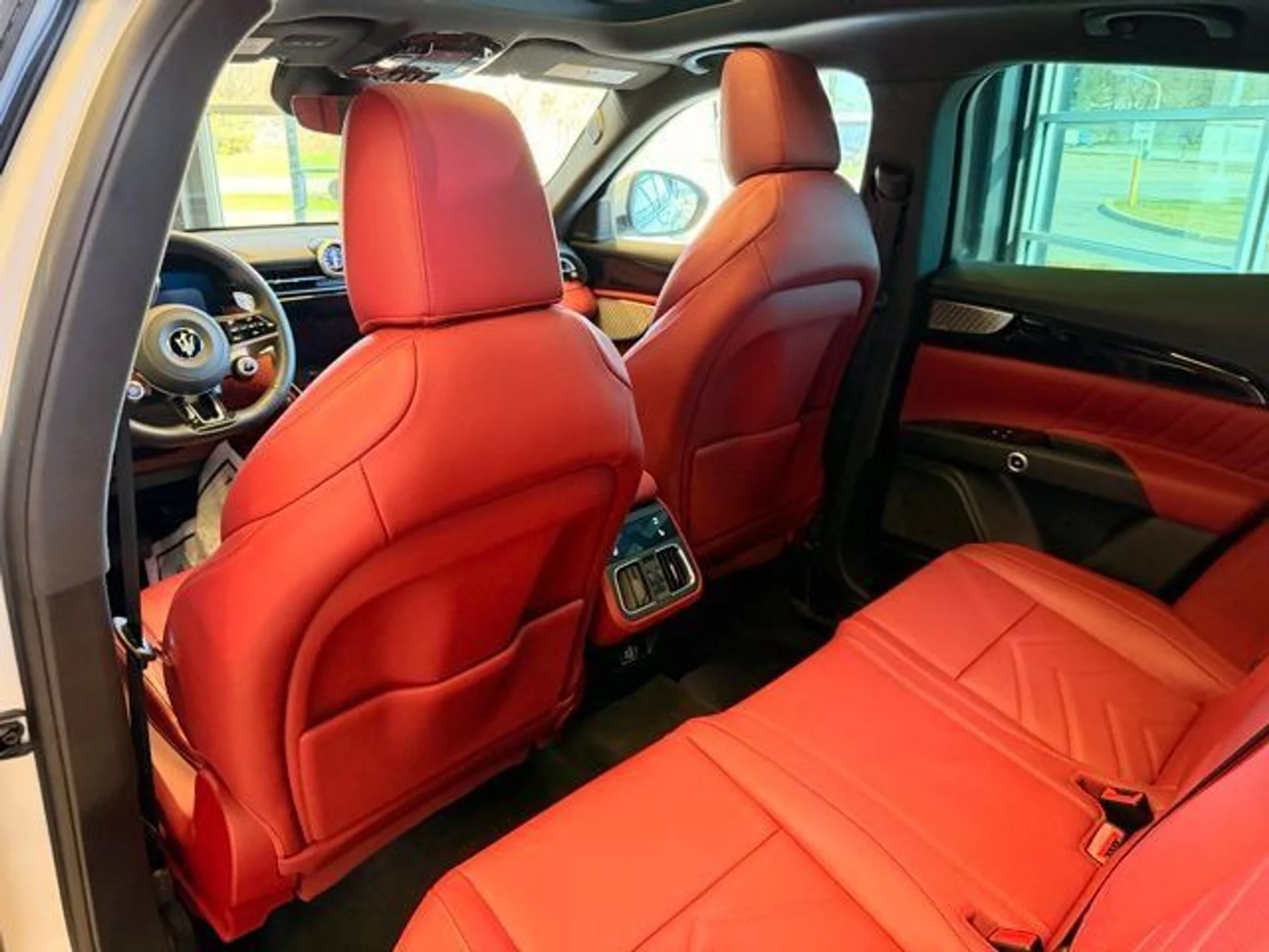 mph014_441018201_7dfeaedbcadf49190b719a0701109900_0f47f8fcf2