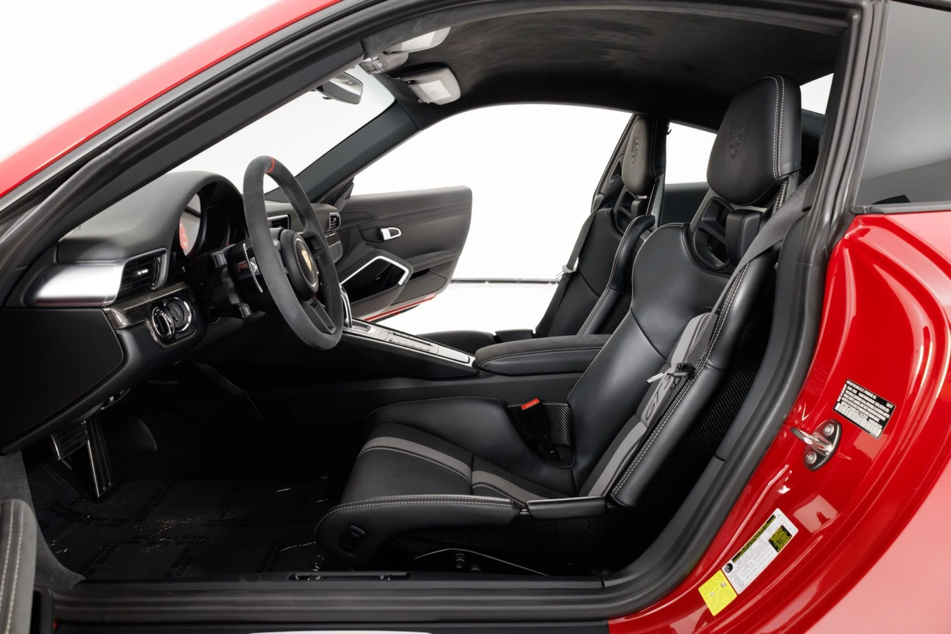 mph014_443977217_Used_2018_Porsche_911_GT_3_1781113309_1deddc45e4