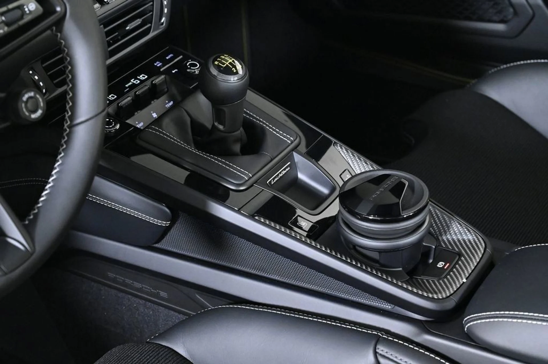 mph014_448427660_385d7a073cd741c9856794e2d0ad056e_c7827143c5