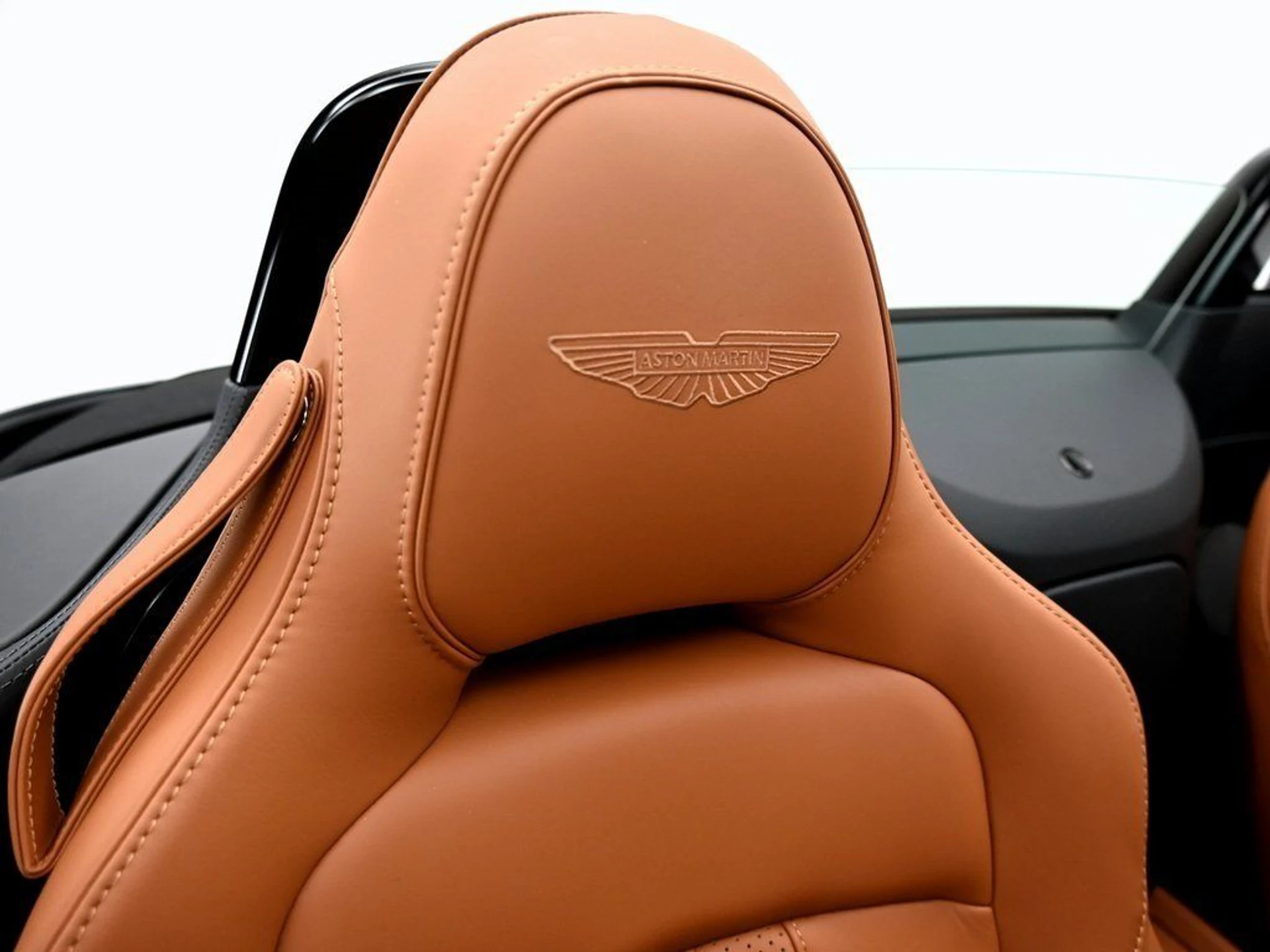 mph014_454408946_03c882d2b02303f1573be624e0b8eca3_9fd5a3a32b