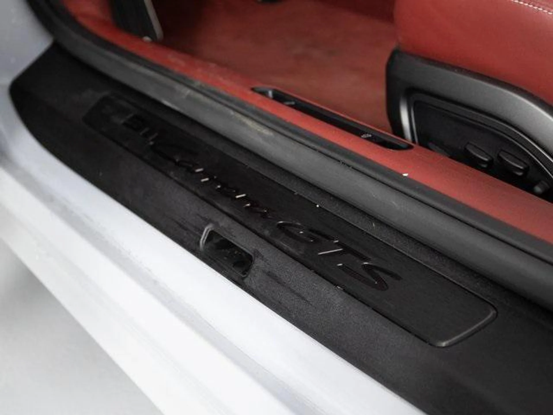 mph014_45698387_05gxj_C_Zl1_B_Es_CC_5_T_Eq_T1yt_Zh_Gc_Q_265a148047