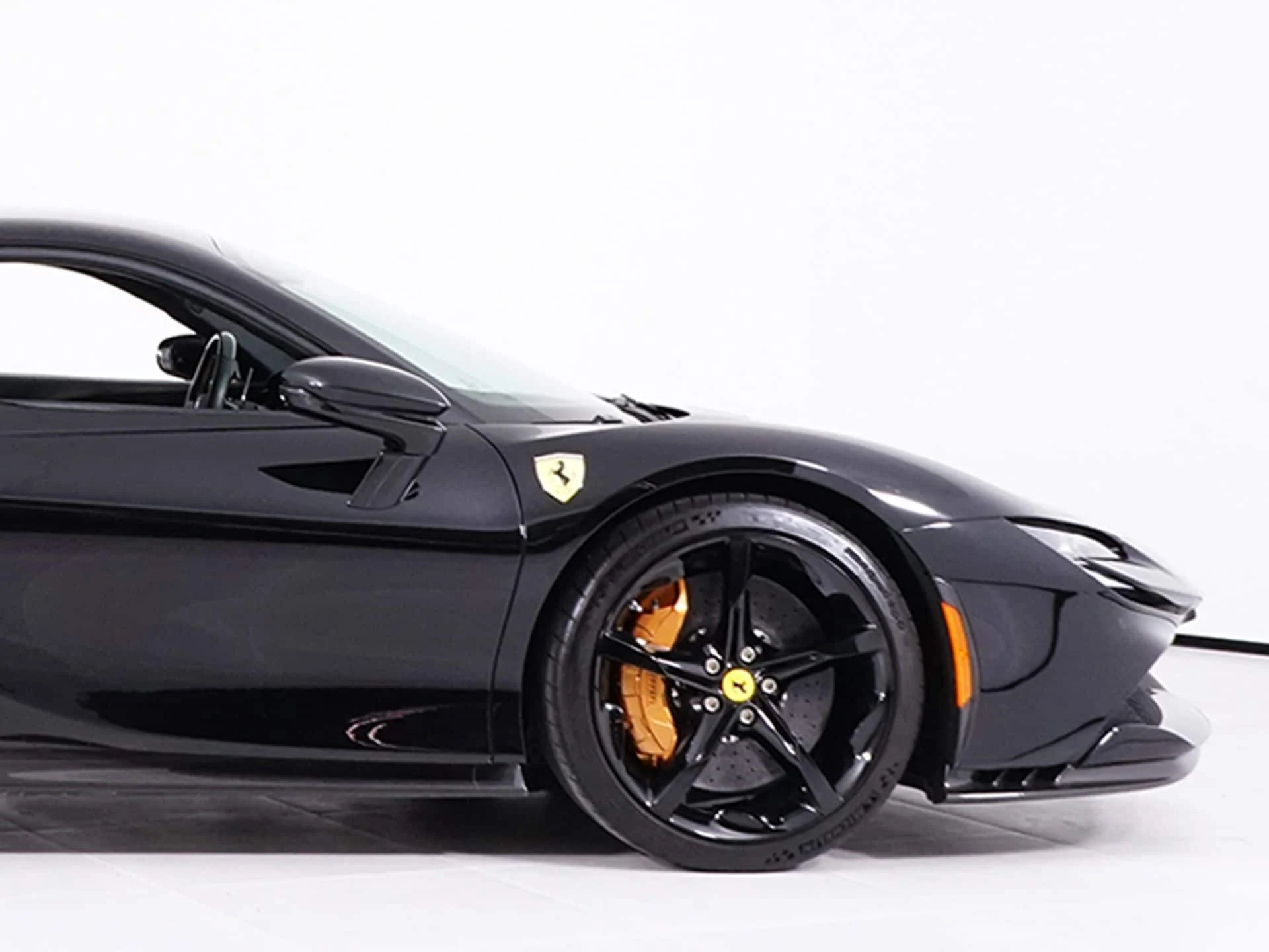 mph014_458245295_57790558c000e105e1026f5120b3055cx_641566835e