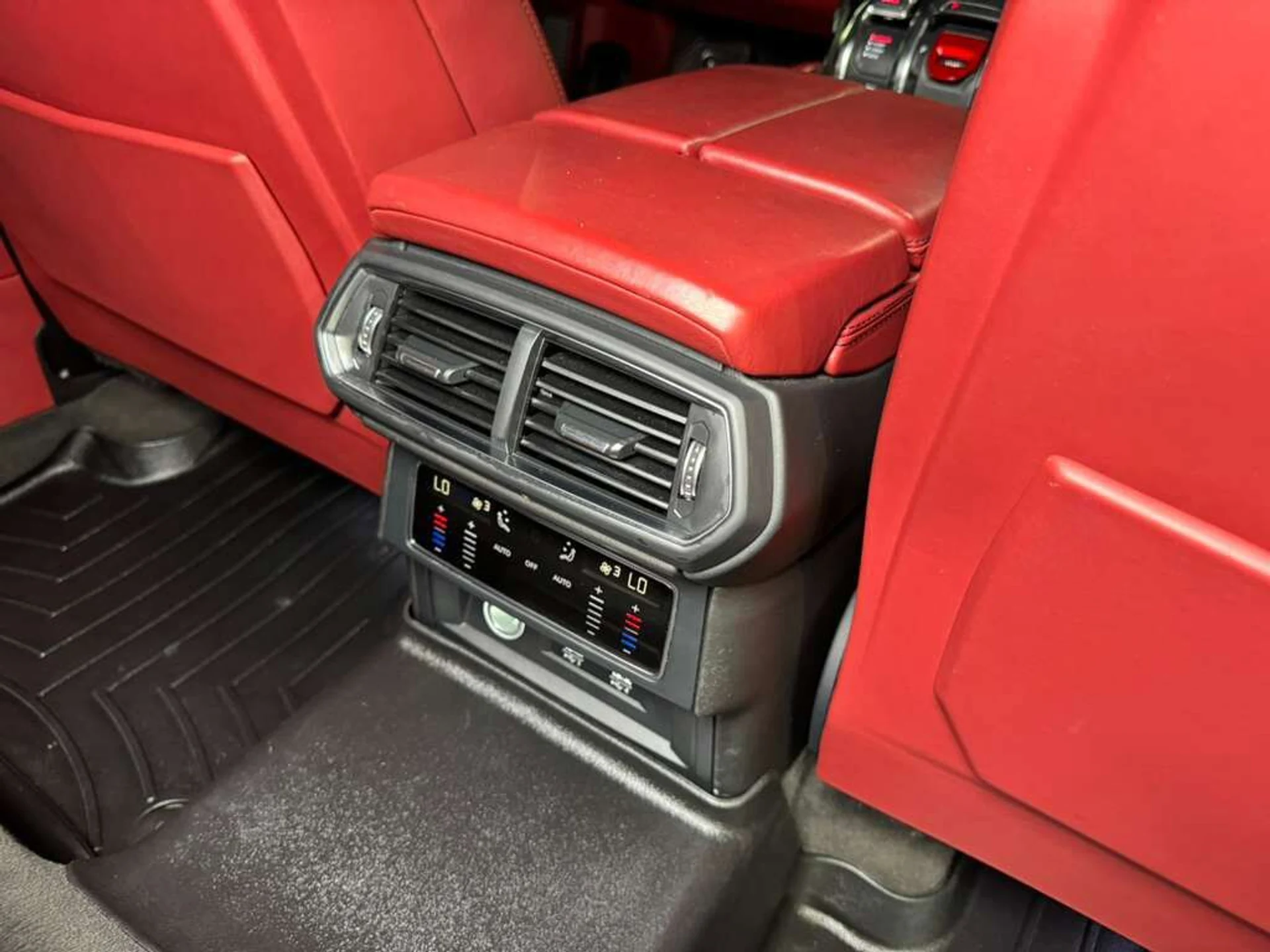 mph014_460491697_26dcee3303bc62ff4ea717d2907cd3aa_99f933f4b6