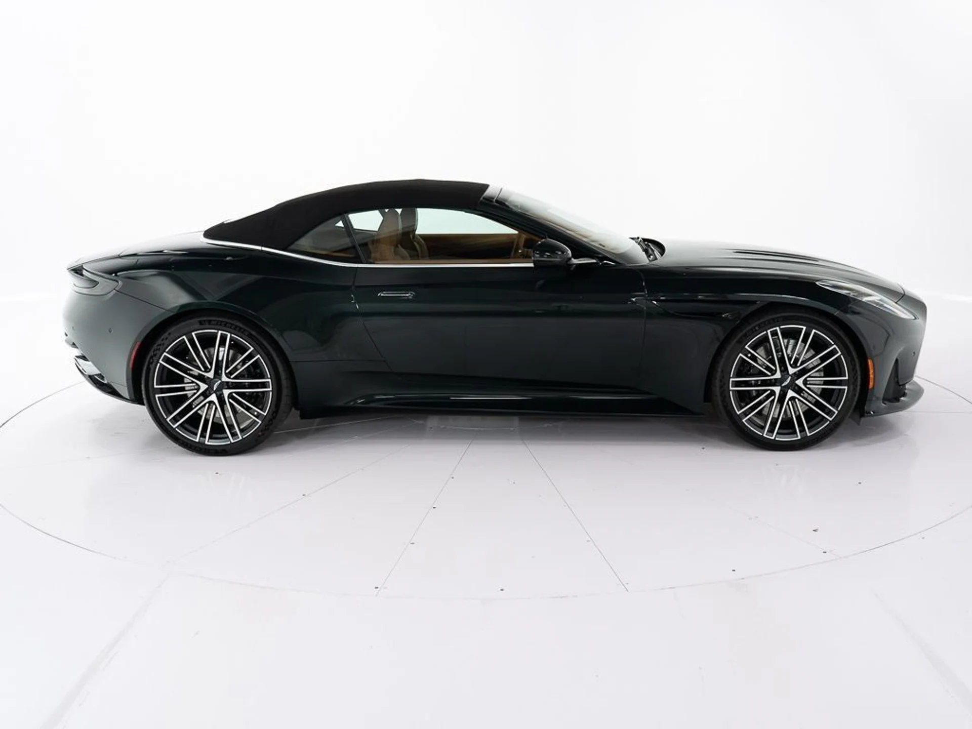 mph014_467106172_8413ce077de34d25fcc2150ec47cba64_9696828a01