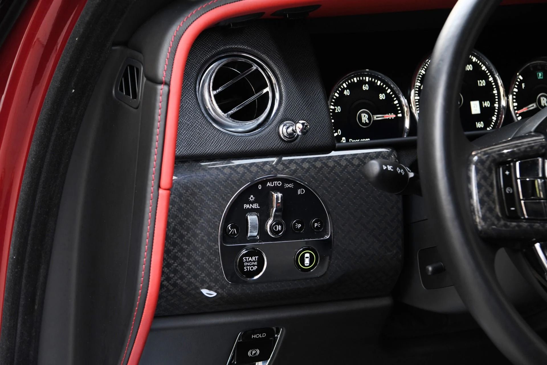 mph014_467320952_11948_p16_l_69e4039e87