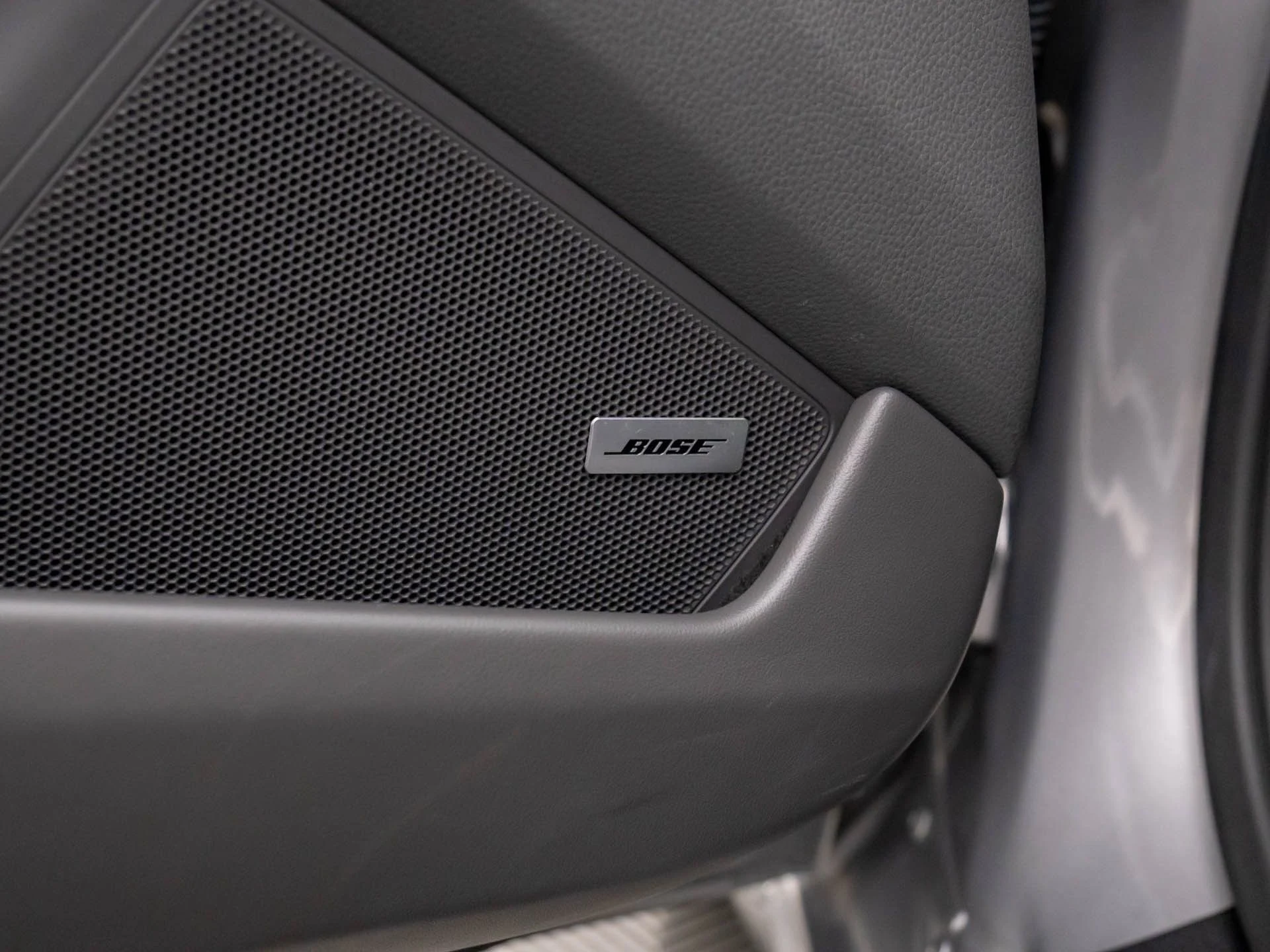 mph014_469948064_c354a0fda49b5f2e8b5159615508bccbx_a728d236ad