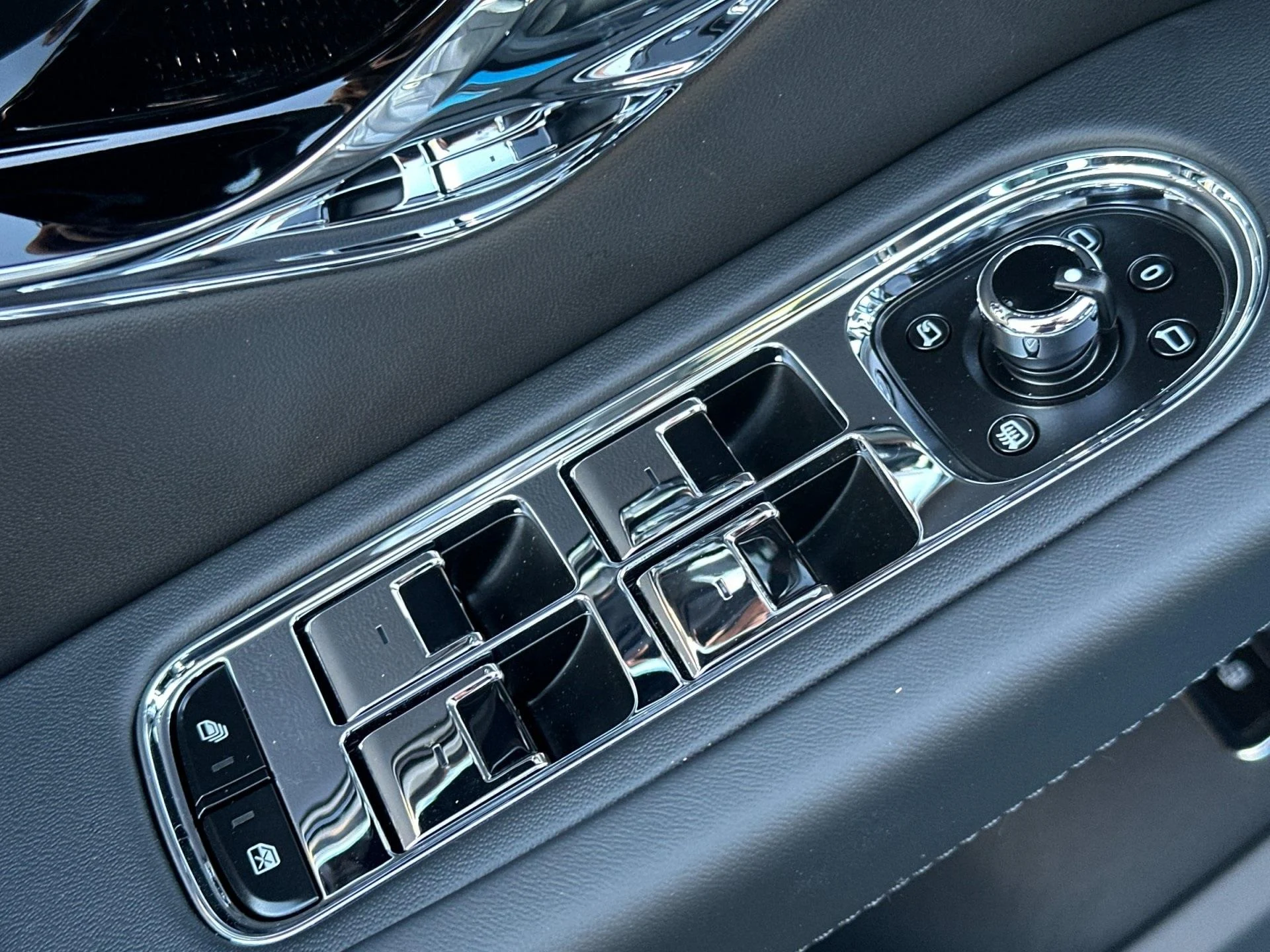 mph014_470974662_New_2026_Bentley_1764169748_aed8454f99