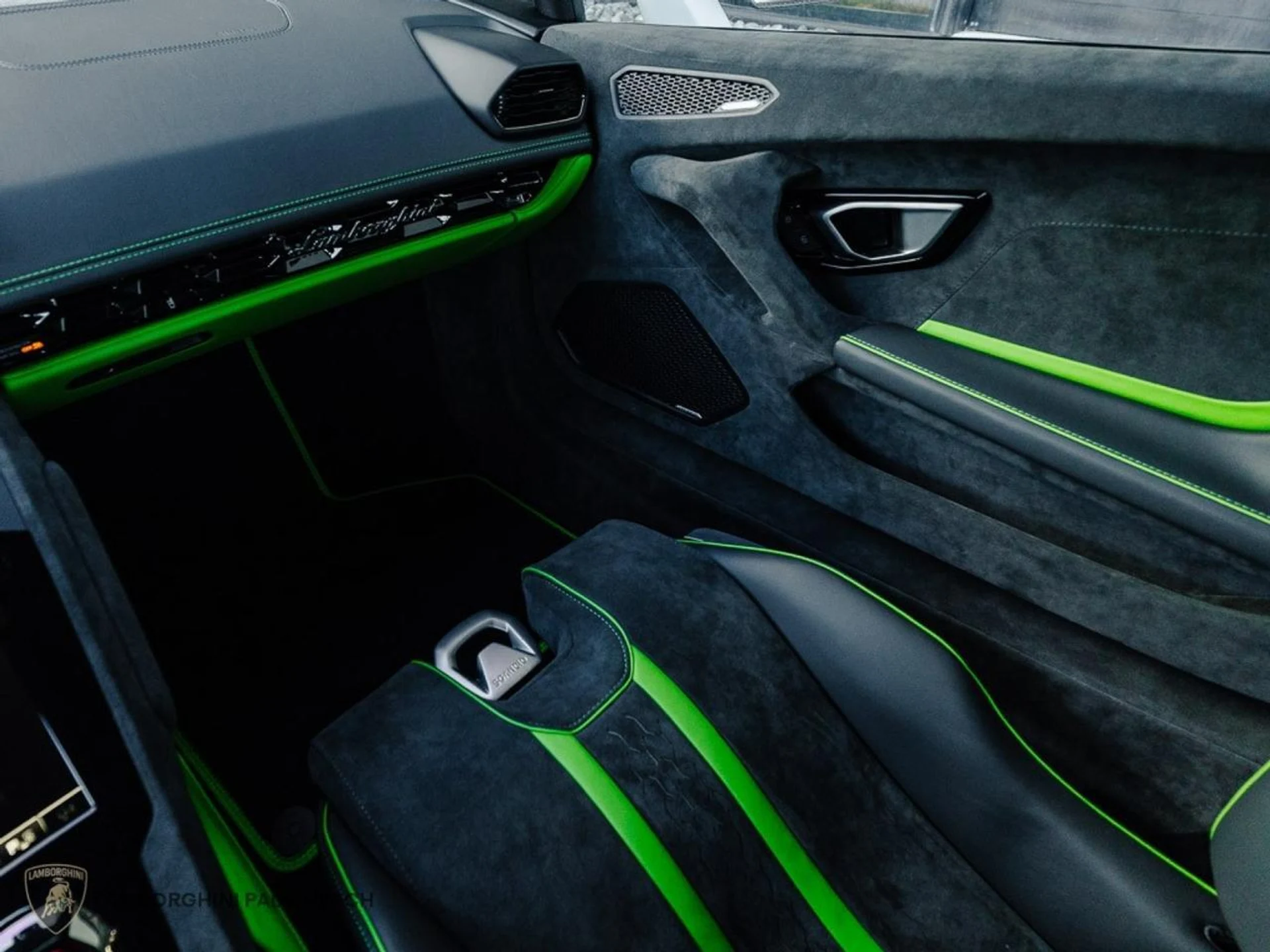 mph014_471649879_34d8cf4b3e31cc2e60c658df609b2619_c37078fce1