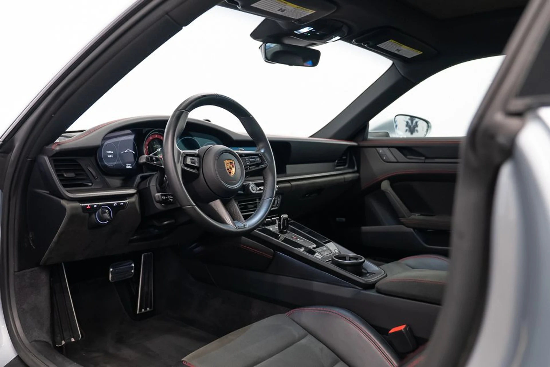mph014_473296207_porsche_911_2022_cd62be78a1