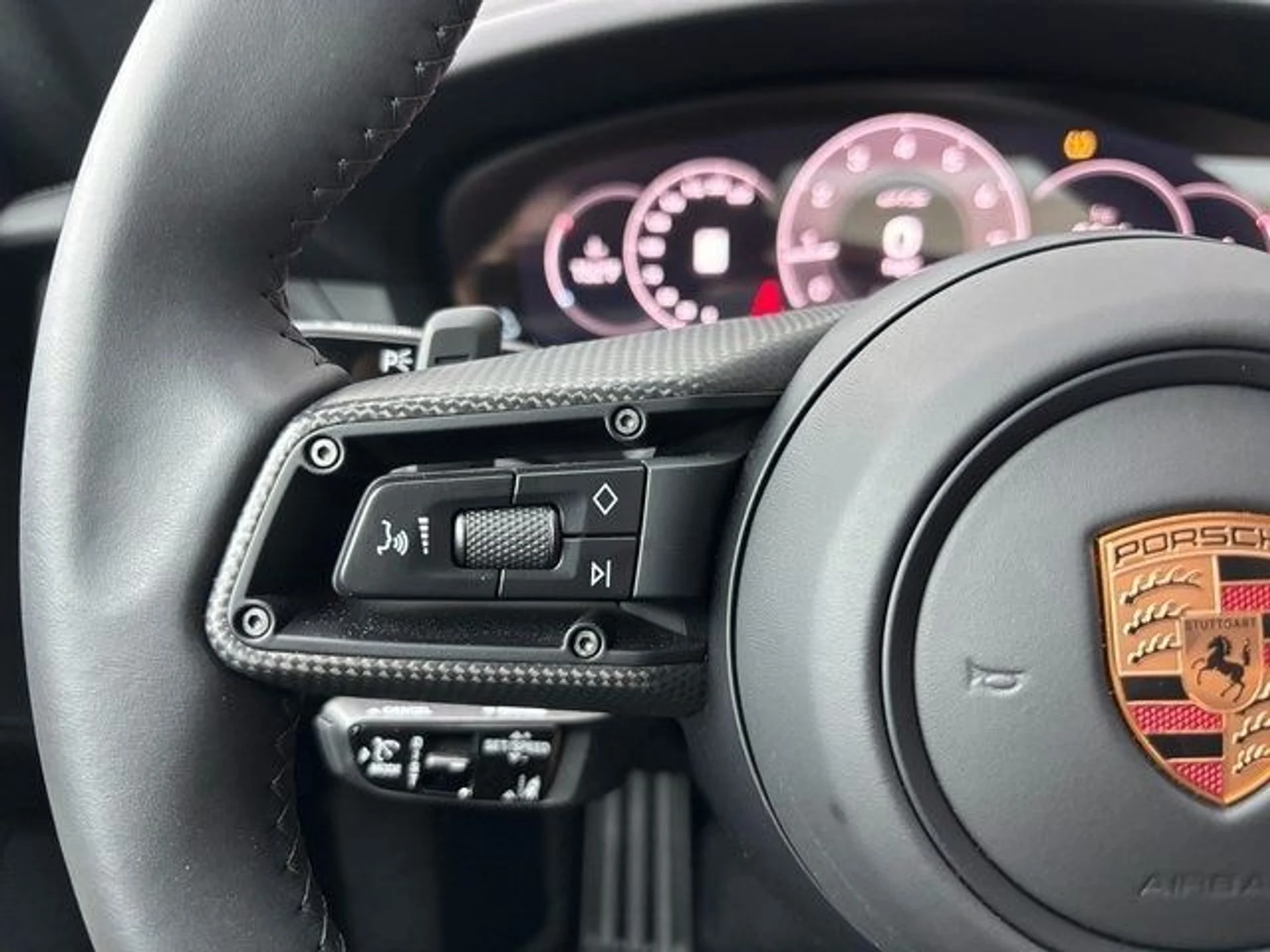 mph014_473915480_5594231a0ab56101a87d6cefd0e772cbx_562dfcbbad