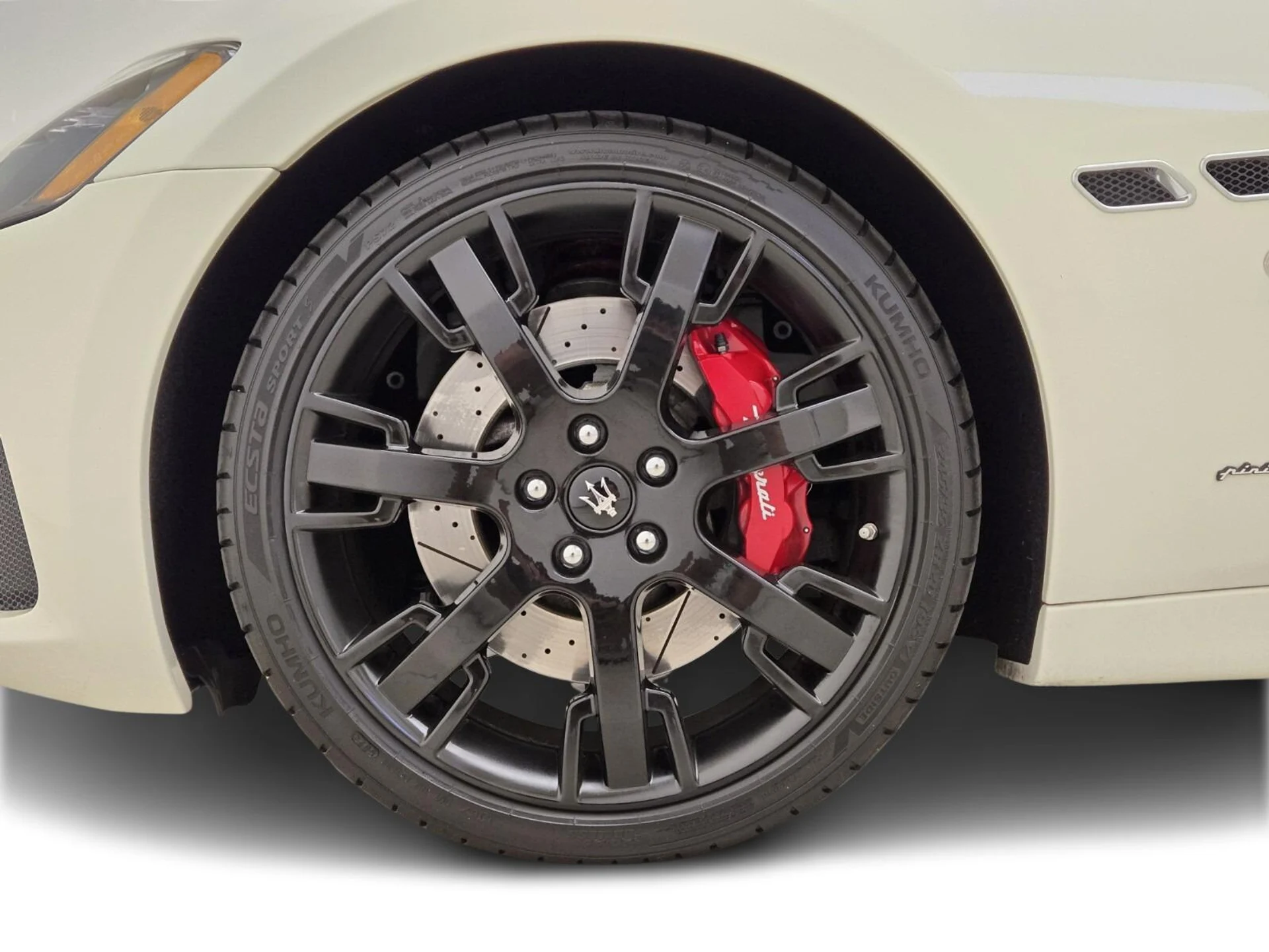 mph014_475728294_Used_2018_Maserati_Gran_Turismo_Sport_1753858100_c4da0f4da0