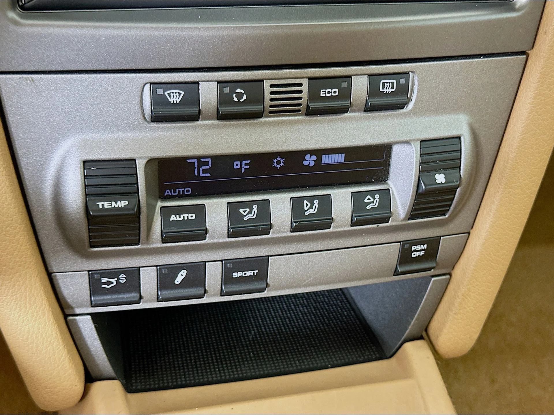 mph014_477675668_f027e4626dcdbeabe15fdaffb6a758f8x_4bcbc3526c