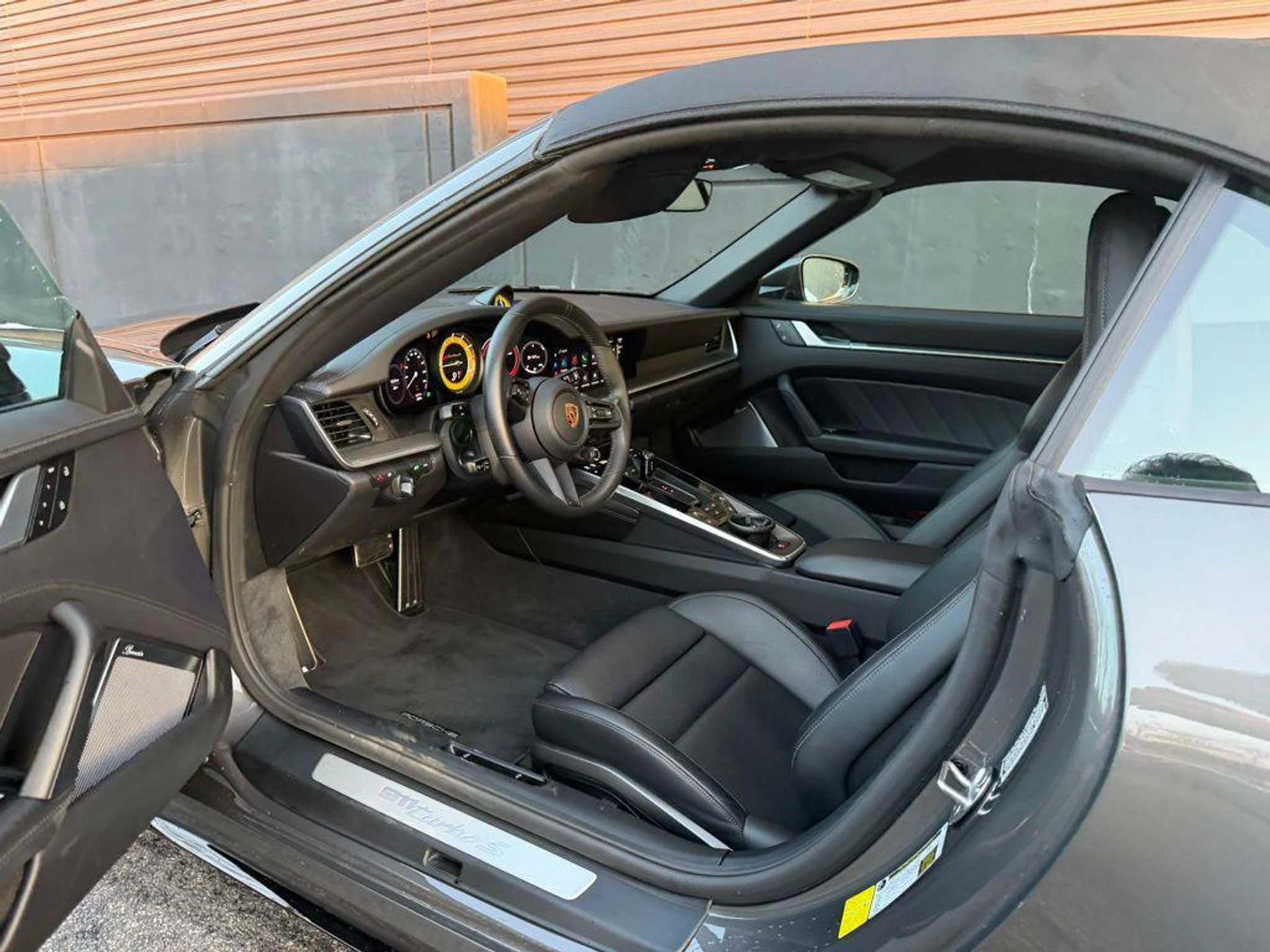 mph014_479366171_S_Va7r8_O7u3_Ssb7mv3d_Z7c4_J4_T_Vw_3902221b56