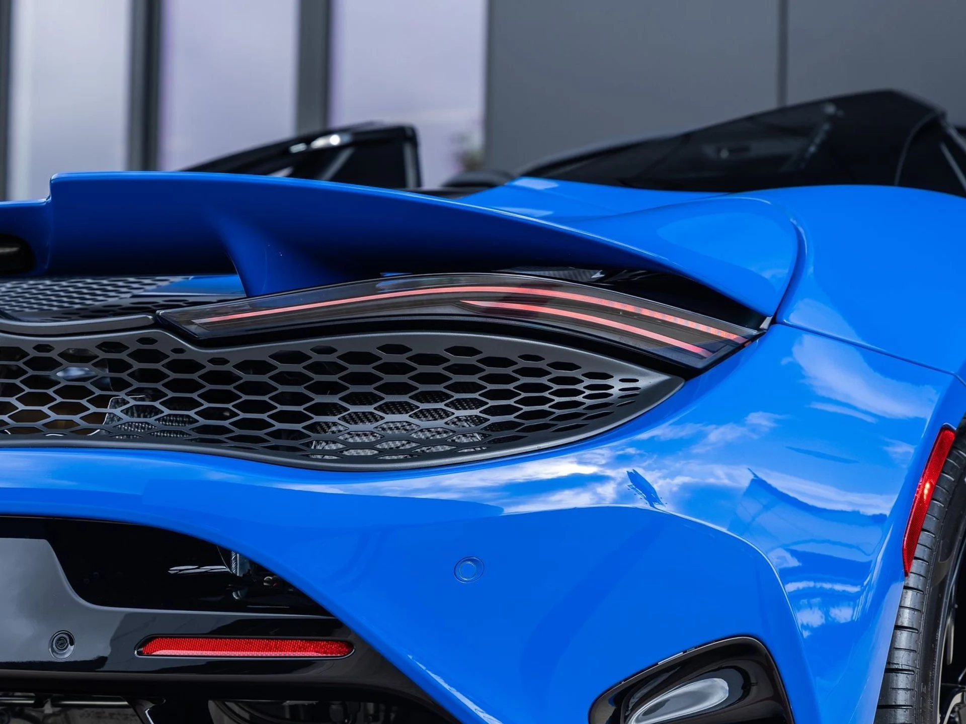 mph014_480199607_15_ff9c5e802c