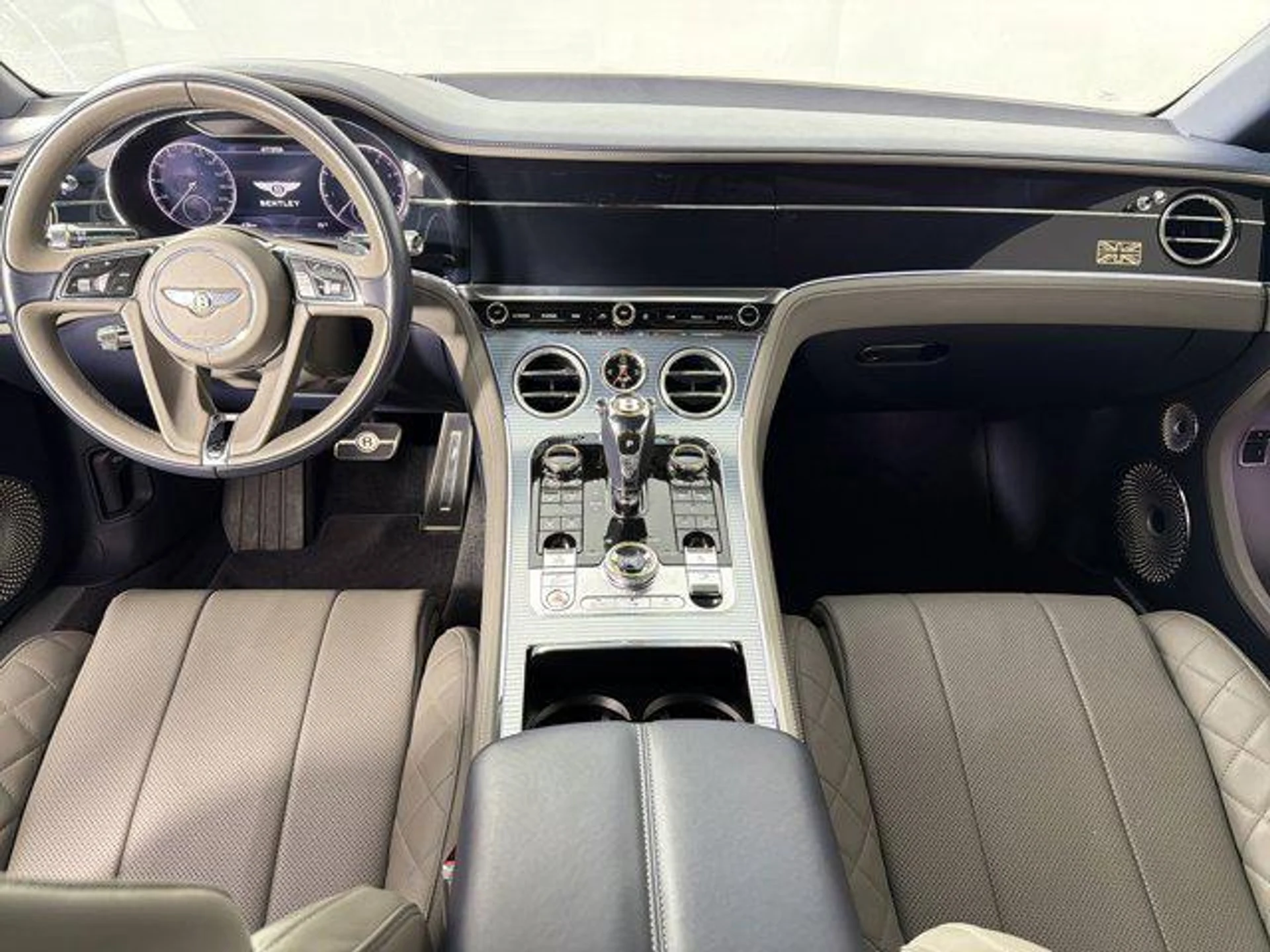 mph014_484839614_tryw_WQY_5_Lwd4un_Kp3n_Yx_XN_09_RV_8_28b5a14c86