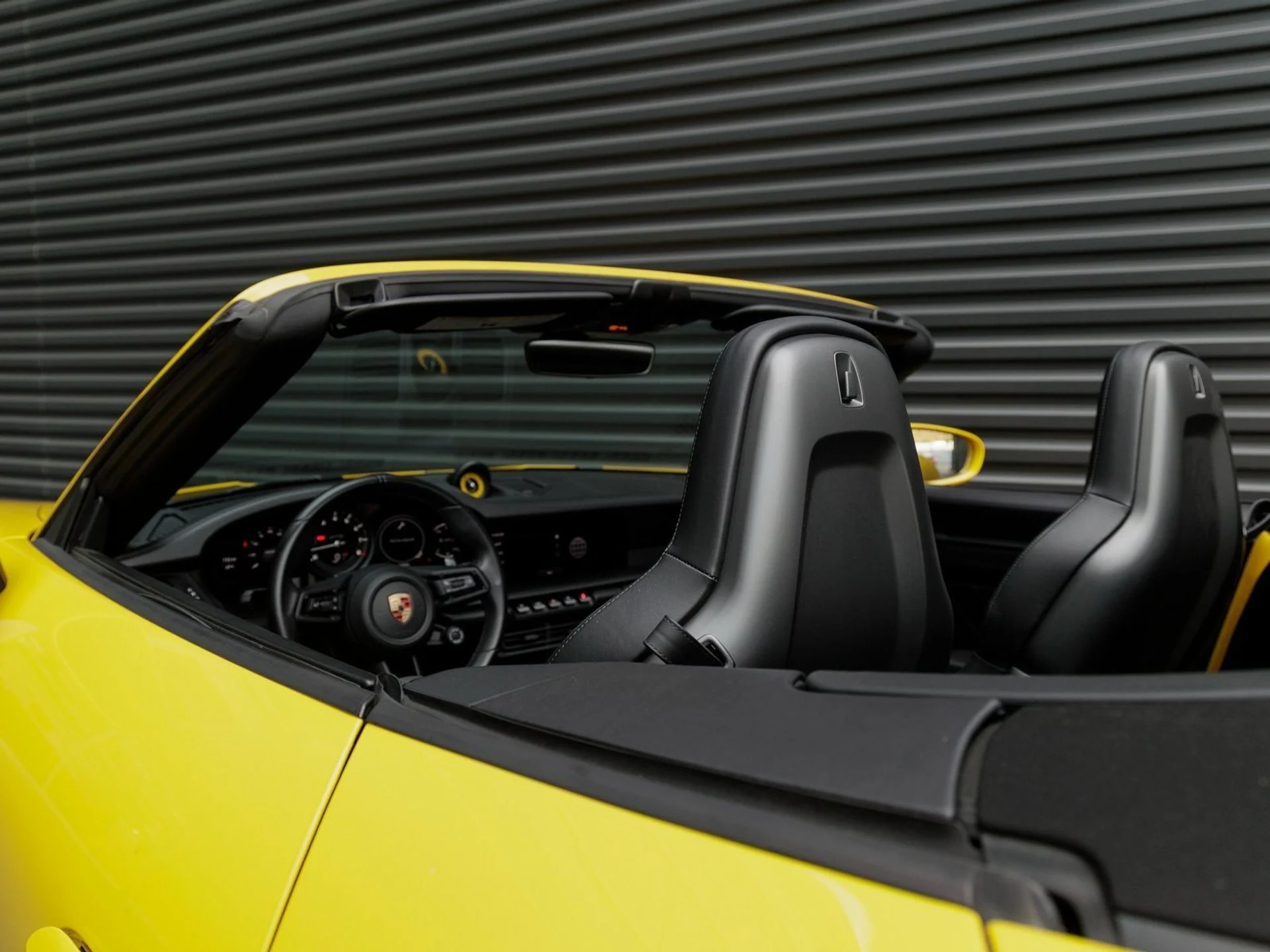 mph014_485180997_15_f694b87a0f