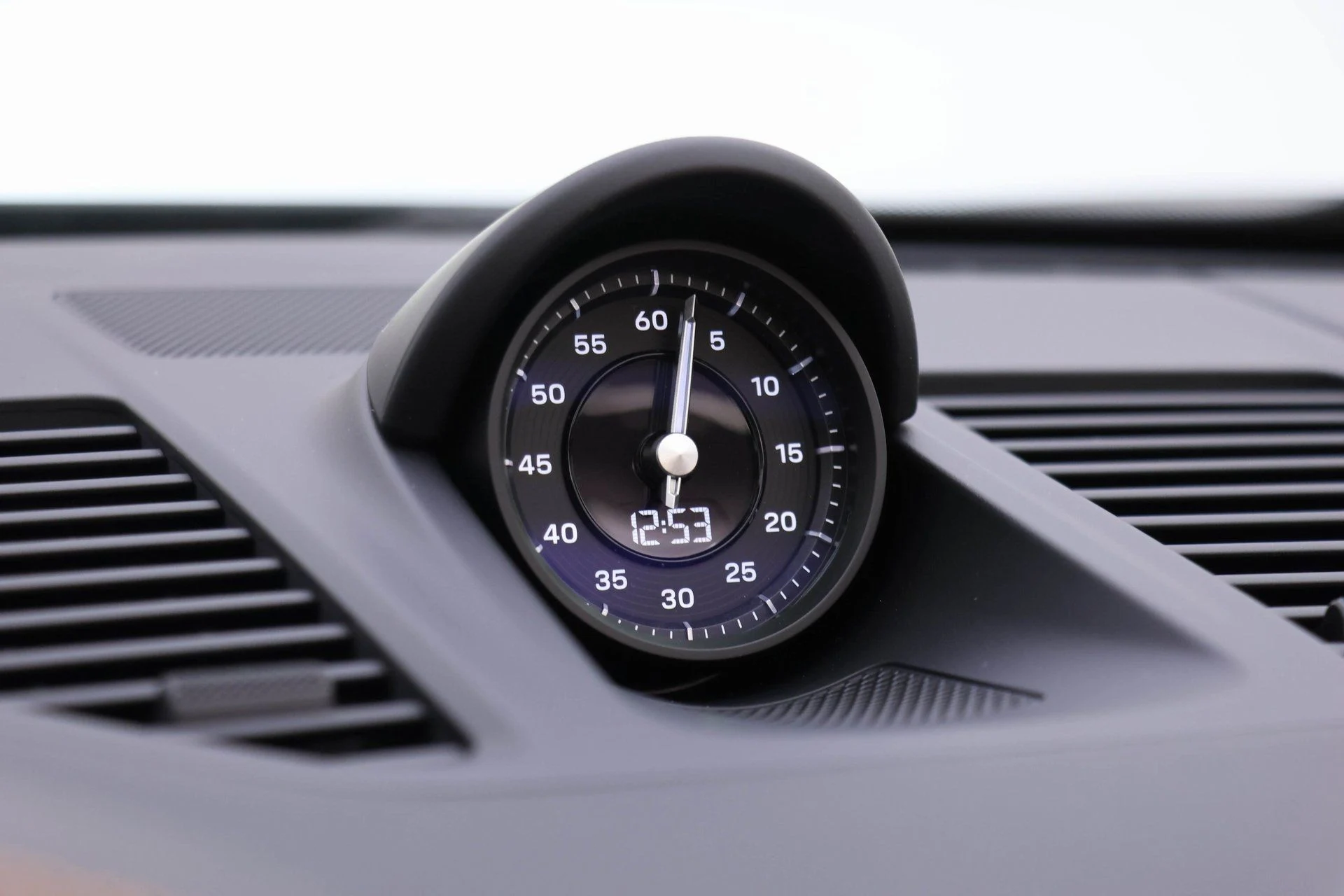 mph014_48577178_b4d54232de34b510c02a68096fe475c2_f0ef07e285