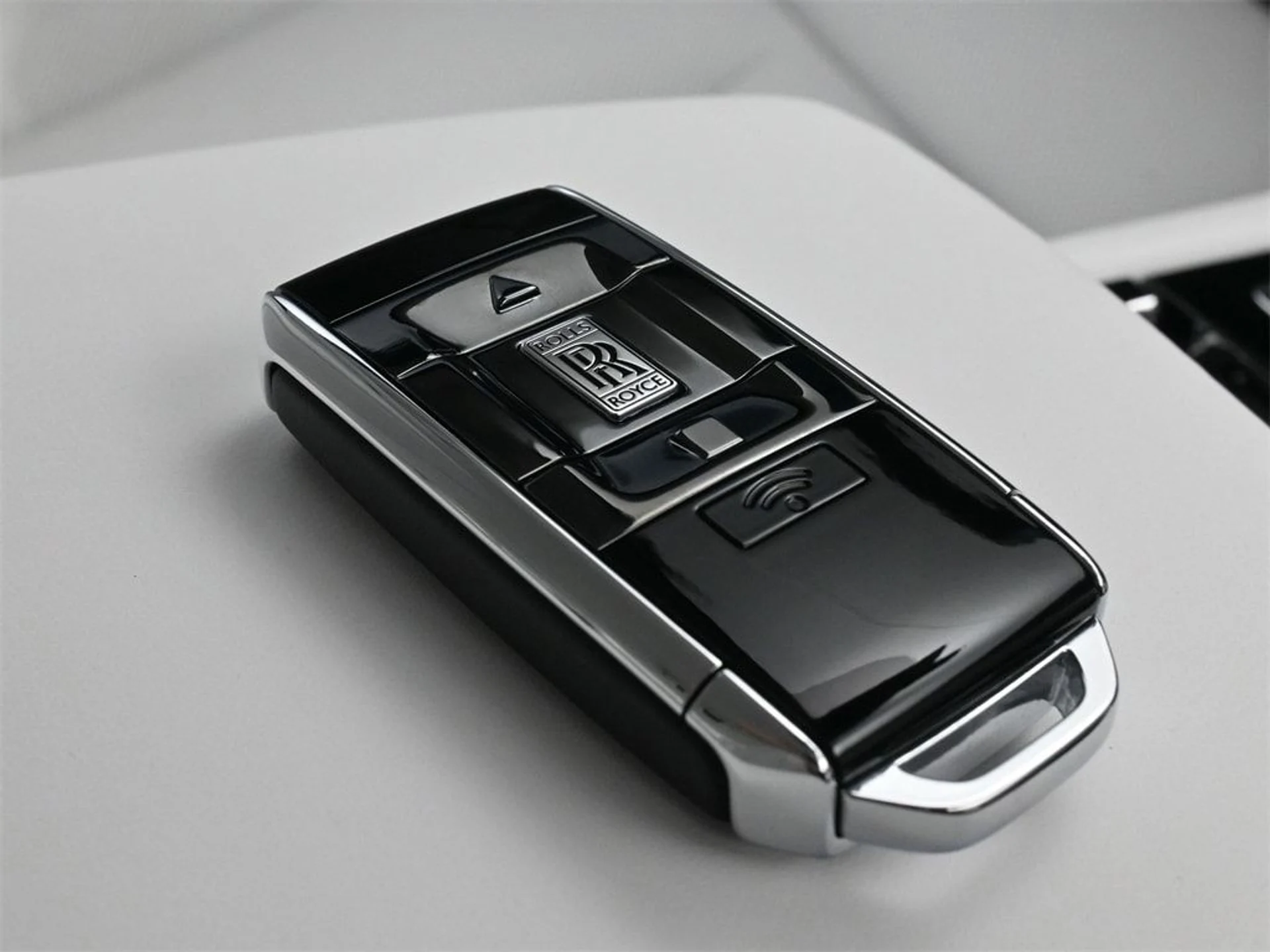 mph014_49299506_48f0aeb3bf83bc2571b2904c46773f84x_3b647c6854