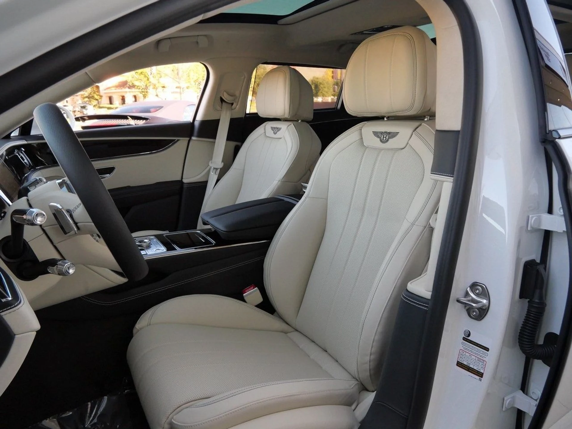 mph014_497057421_56bd695153ca195d21f9940b18cd8cc5x_9cad646781