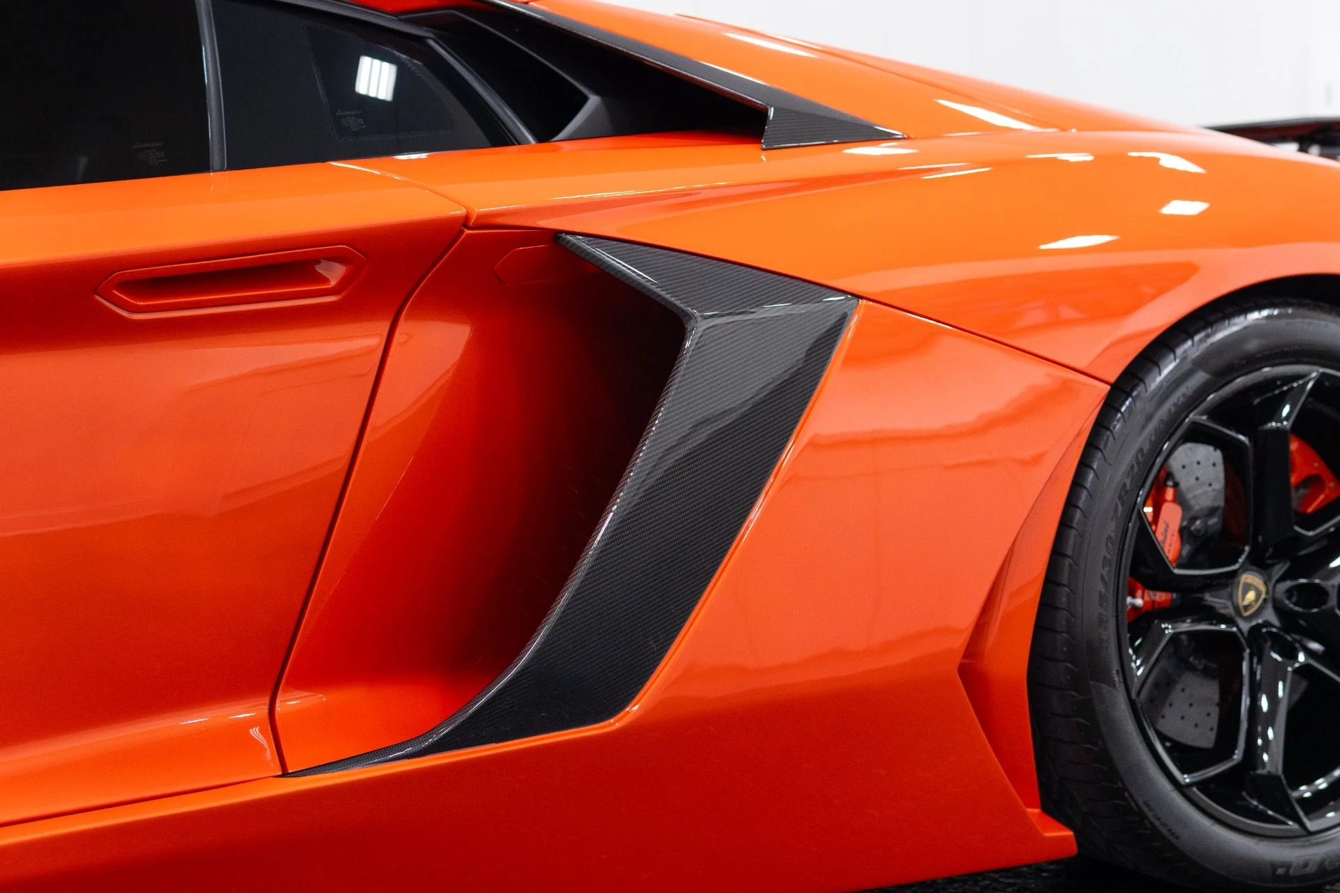 mph014_497451541_Used_2012_Lamborghini_Aventador_LP_700_4_1769493534_a6d4f14d7c