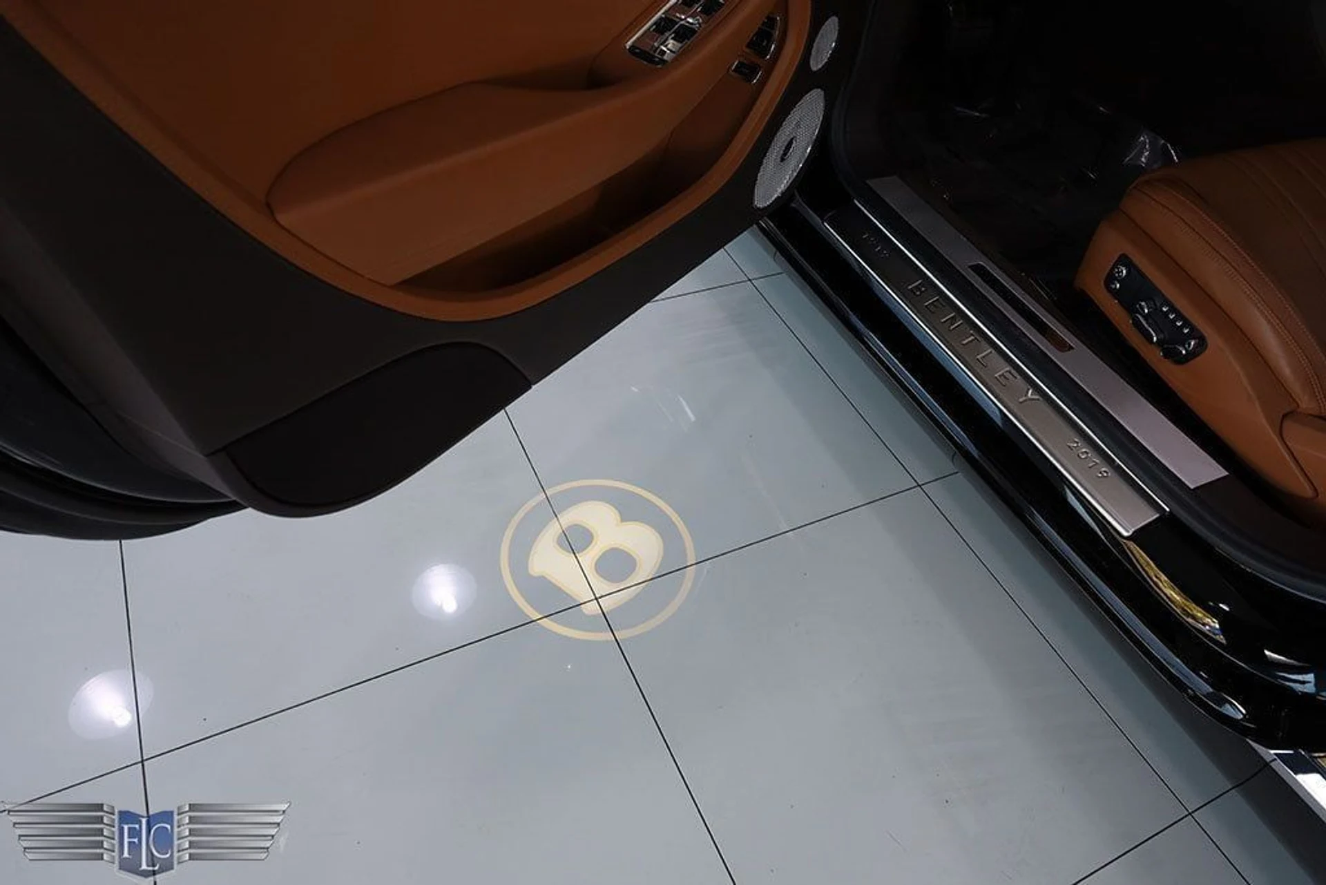 mph014_497723155_used_2020_bentley_continental_gtcv8convertible_6305_22976535_15_1024_287f52da50