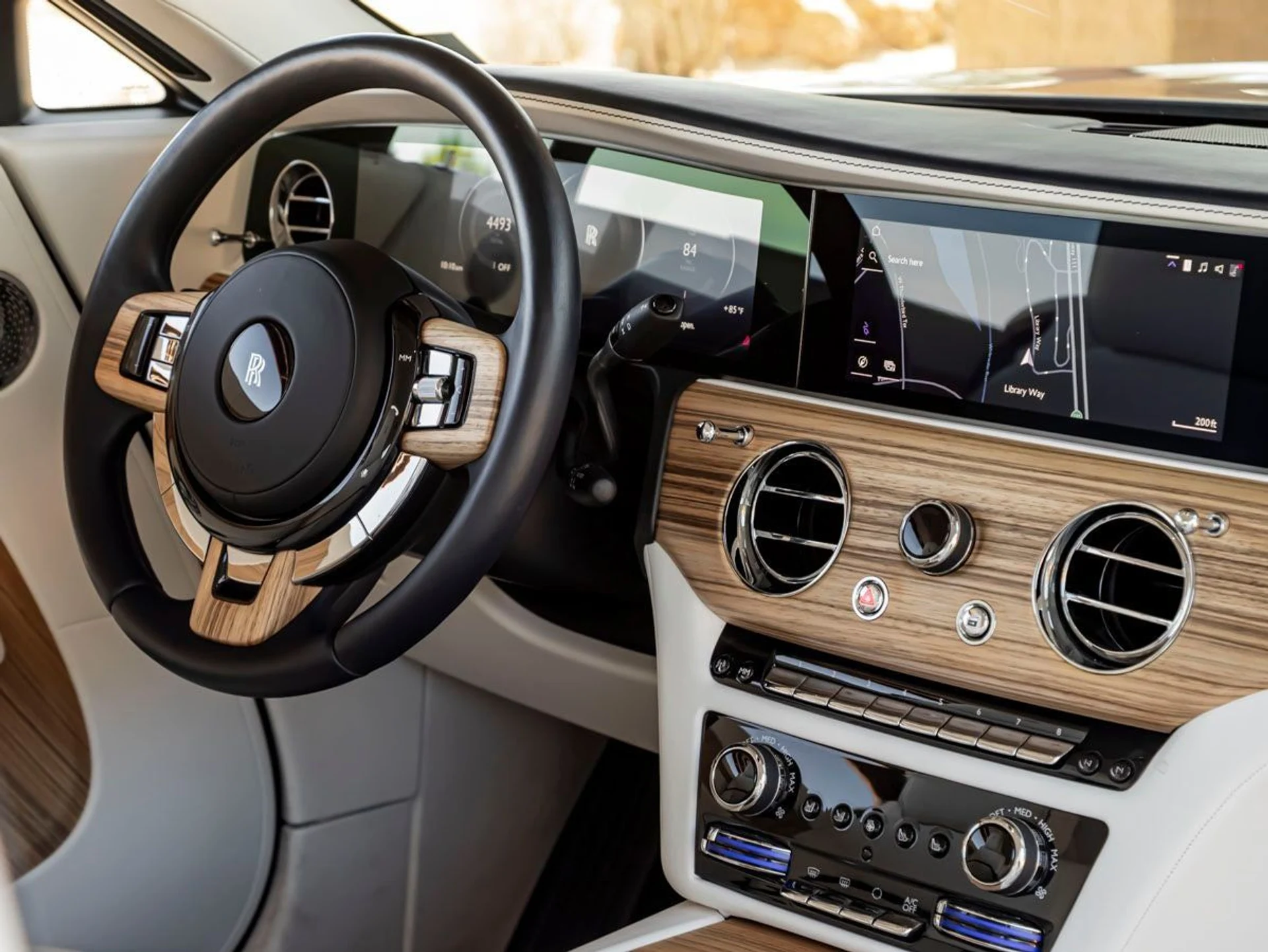 mph014_499948569_15_f764d627ba