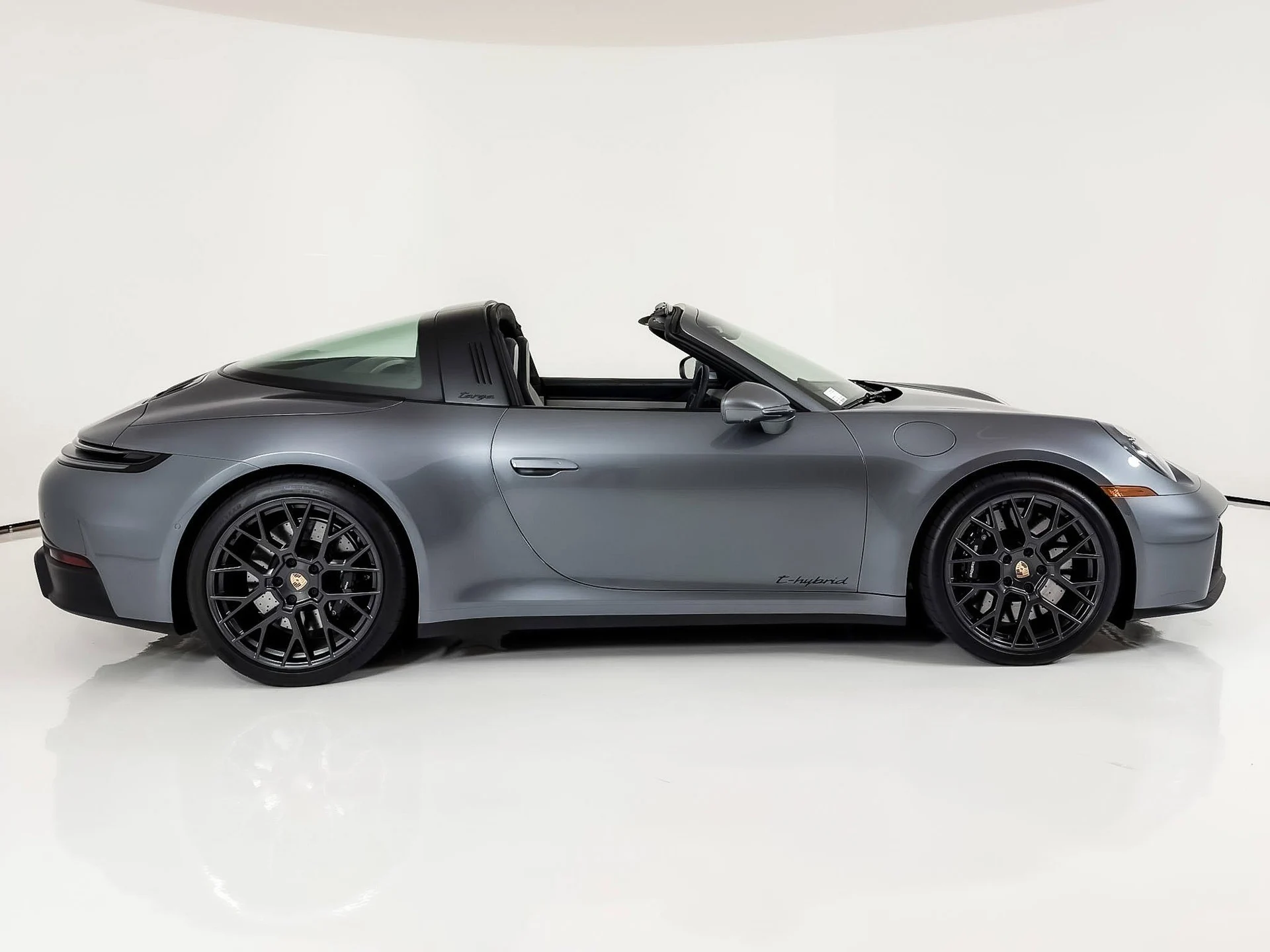 mph014_501565368_ef047846ea55ec523f844becde34f7ff_e7aa192d8f