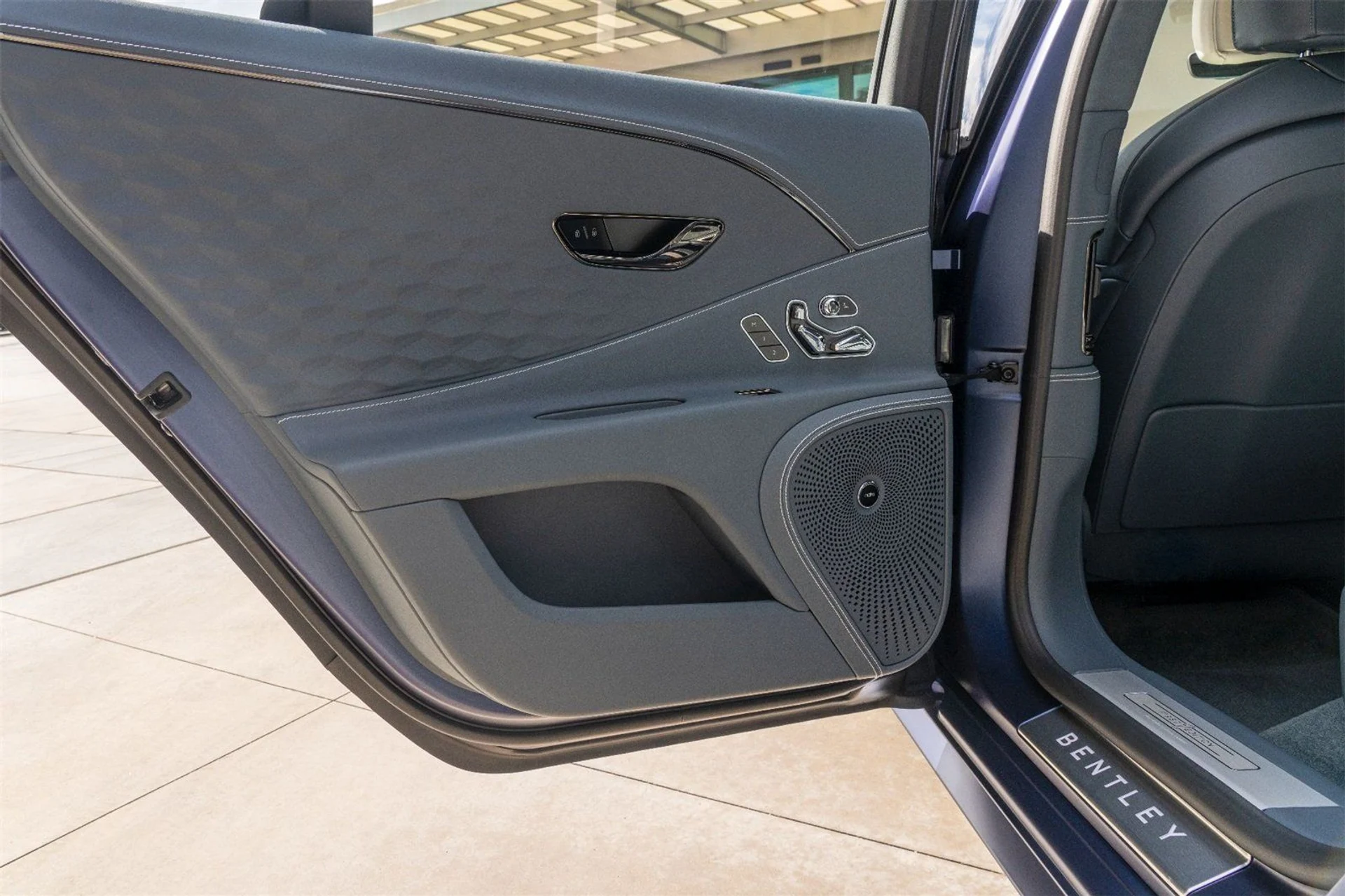 mph014_505458590_19ece254d44f2c2356fe79042bd160a0_d786b62ecf