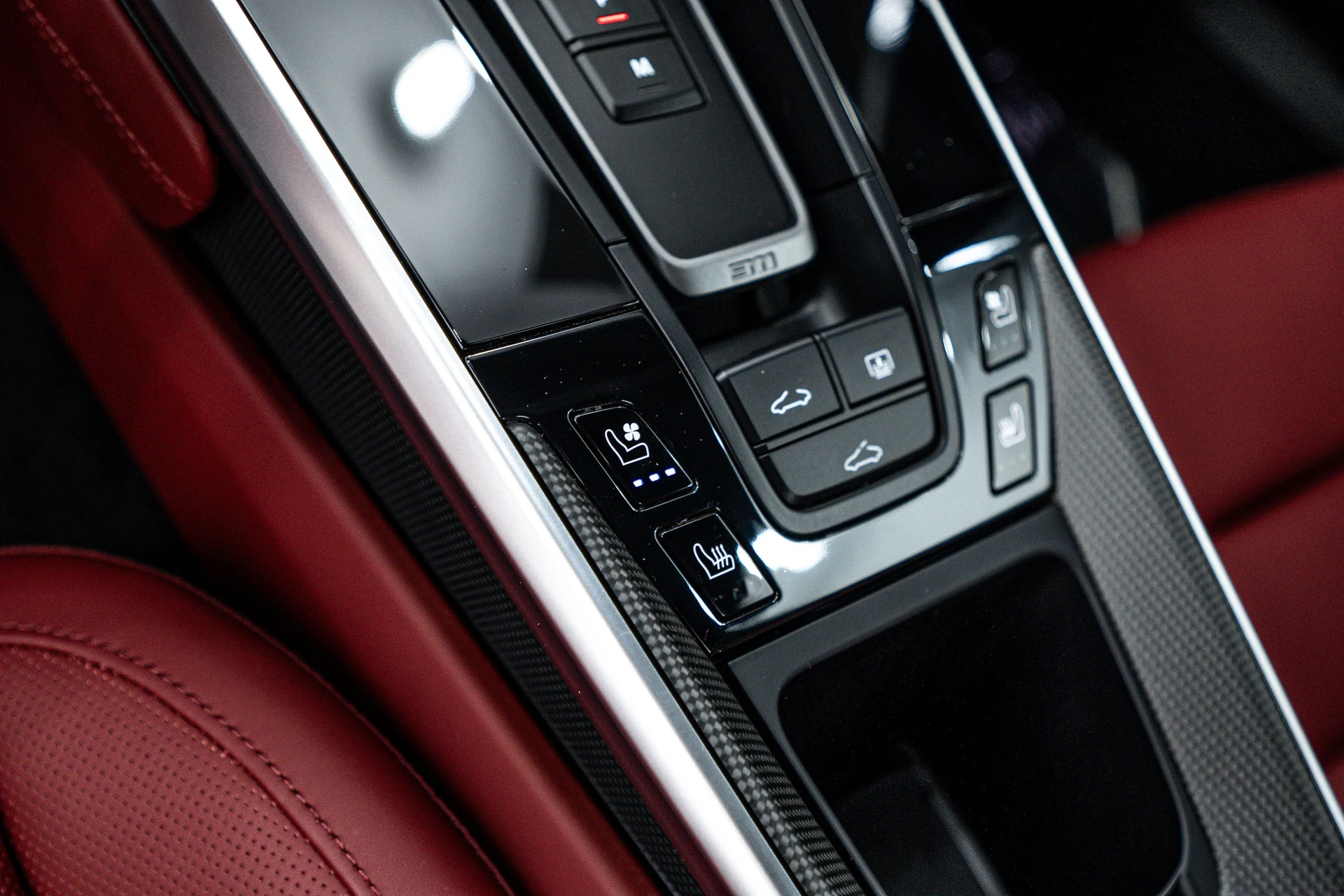 mph014_506105721_35d87b04f50defa95736daa3a1130c15_5da0407390