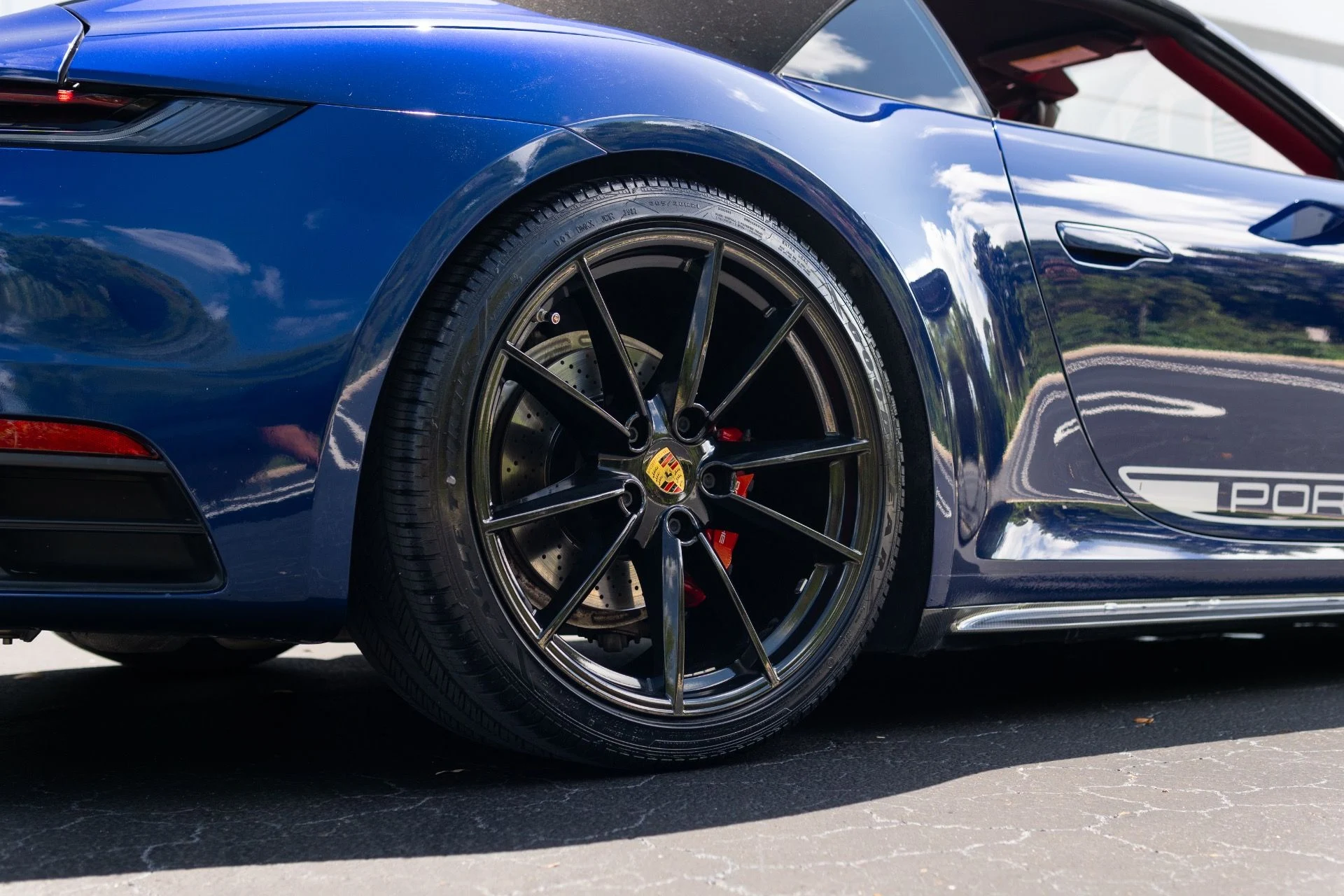 mph014_515101738_Used_2021_Porsche_911_Carrera_1775497213_0edb942803