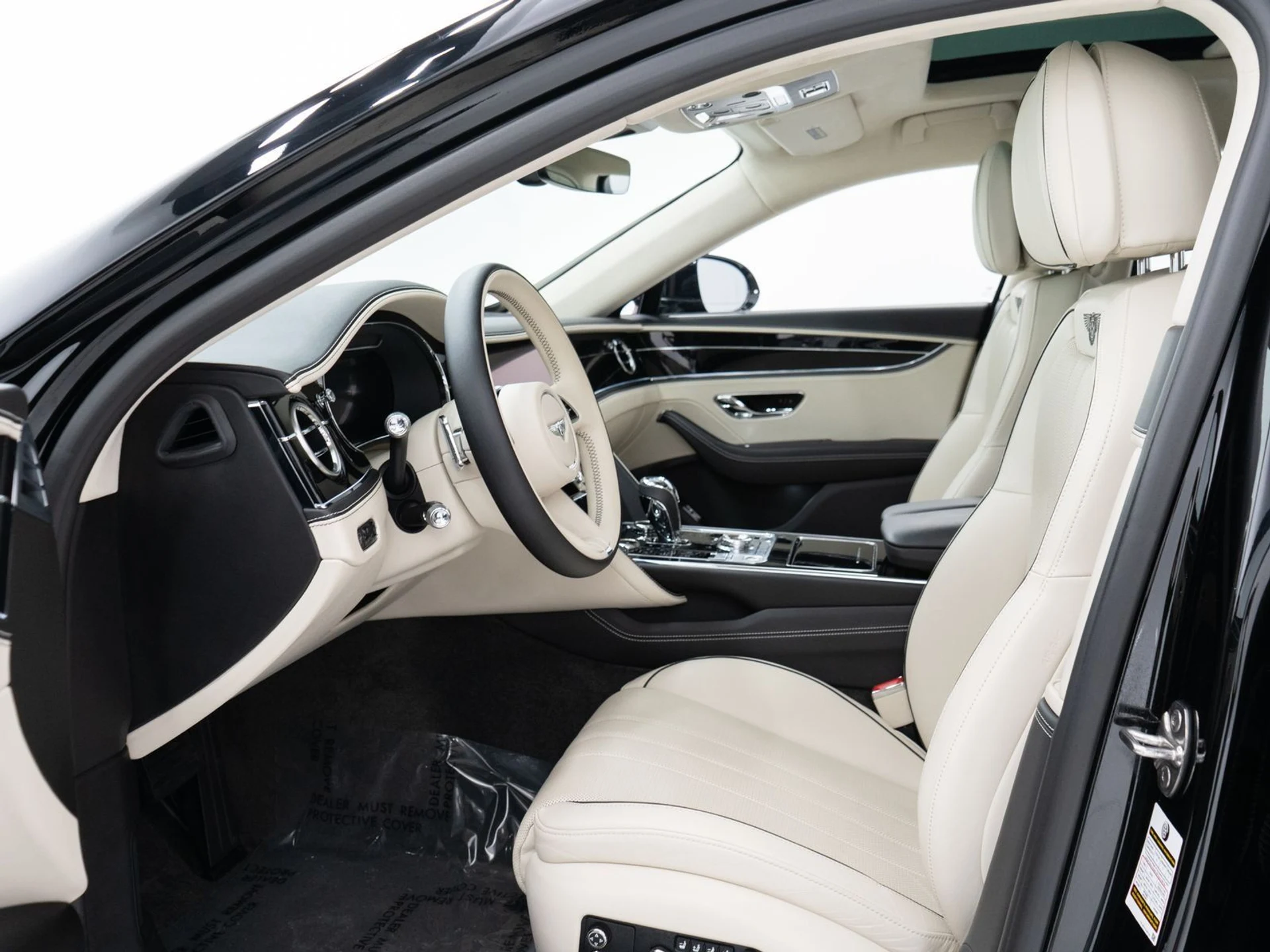 mph014_51581262_cdaff2007aa3c7a522ffcdd5949f6459_0677a4f065