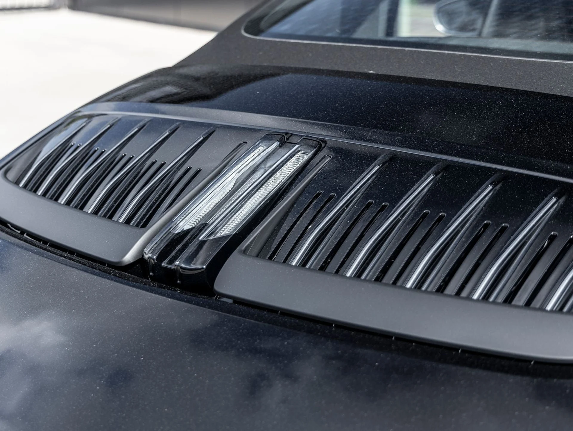 mph014_517765516_15_5b6cb8a053