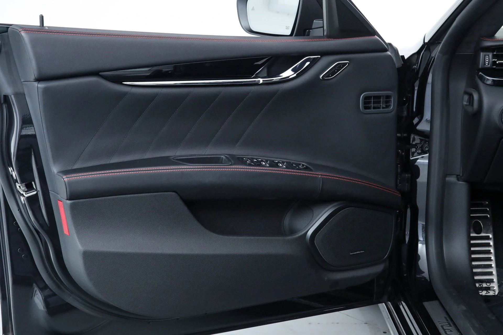 mph014_518786962_b0074cc0c5de36b6bcad5e488af345d7_e731c6ee4b