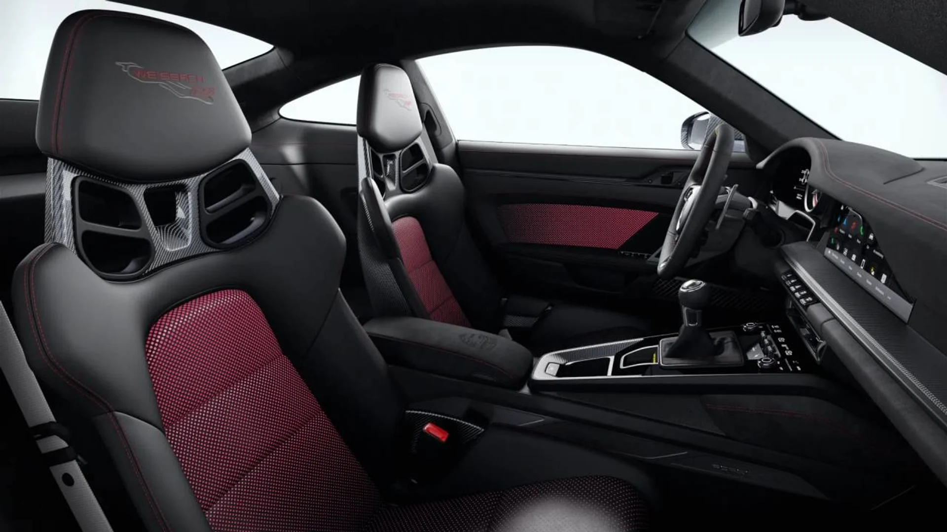 mph014_51897846_15_e35ef29956