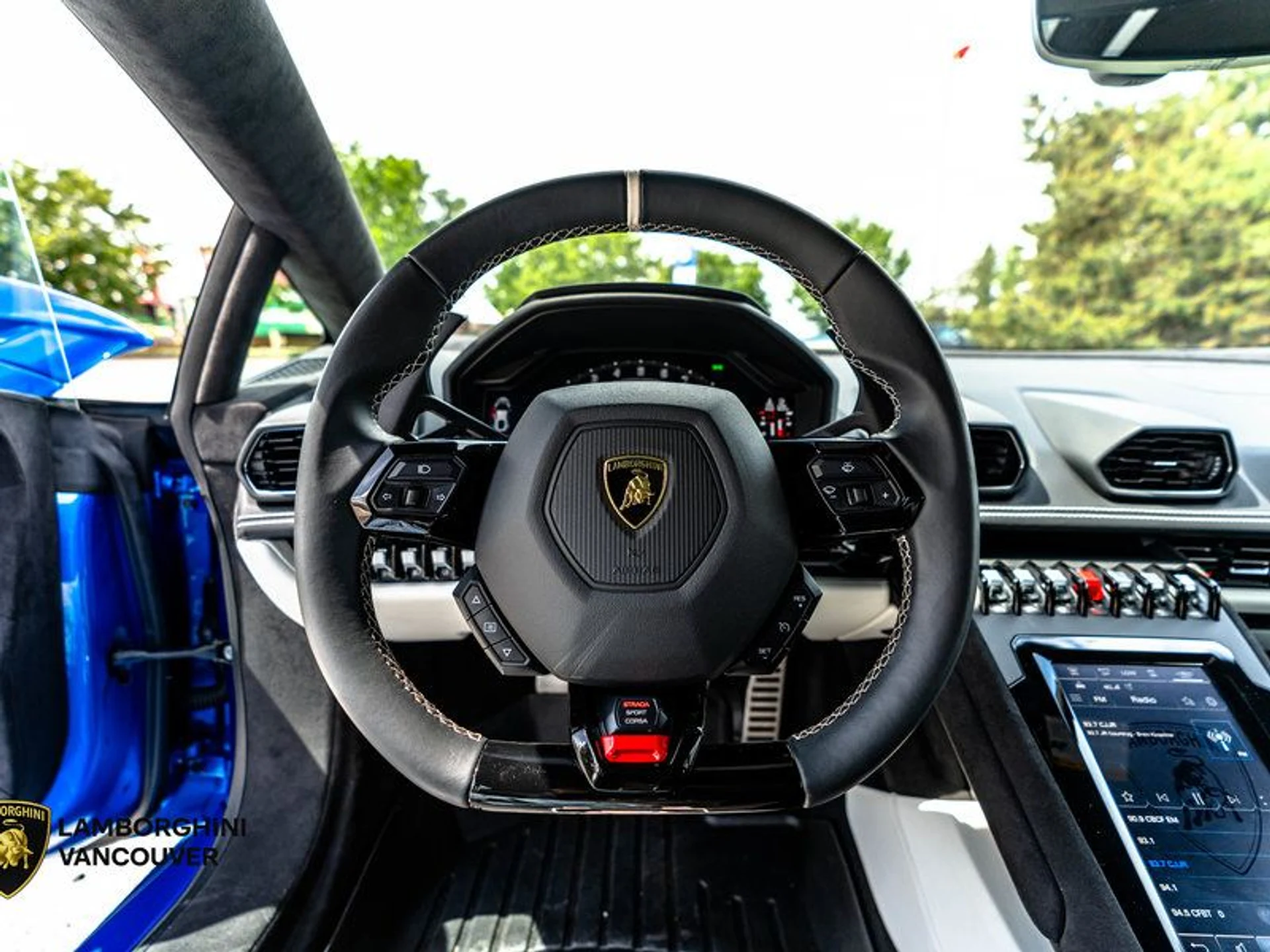 mph014_527156450_38386460_06447_2023_lamborghini_huracan_015_9db81bf82b
