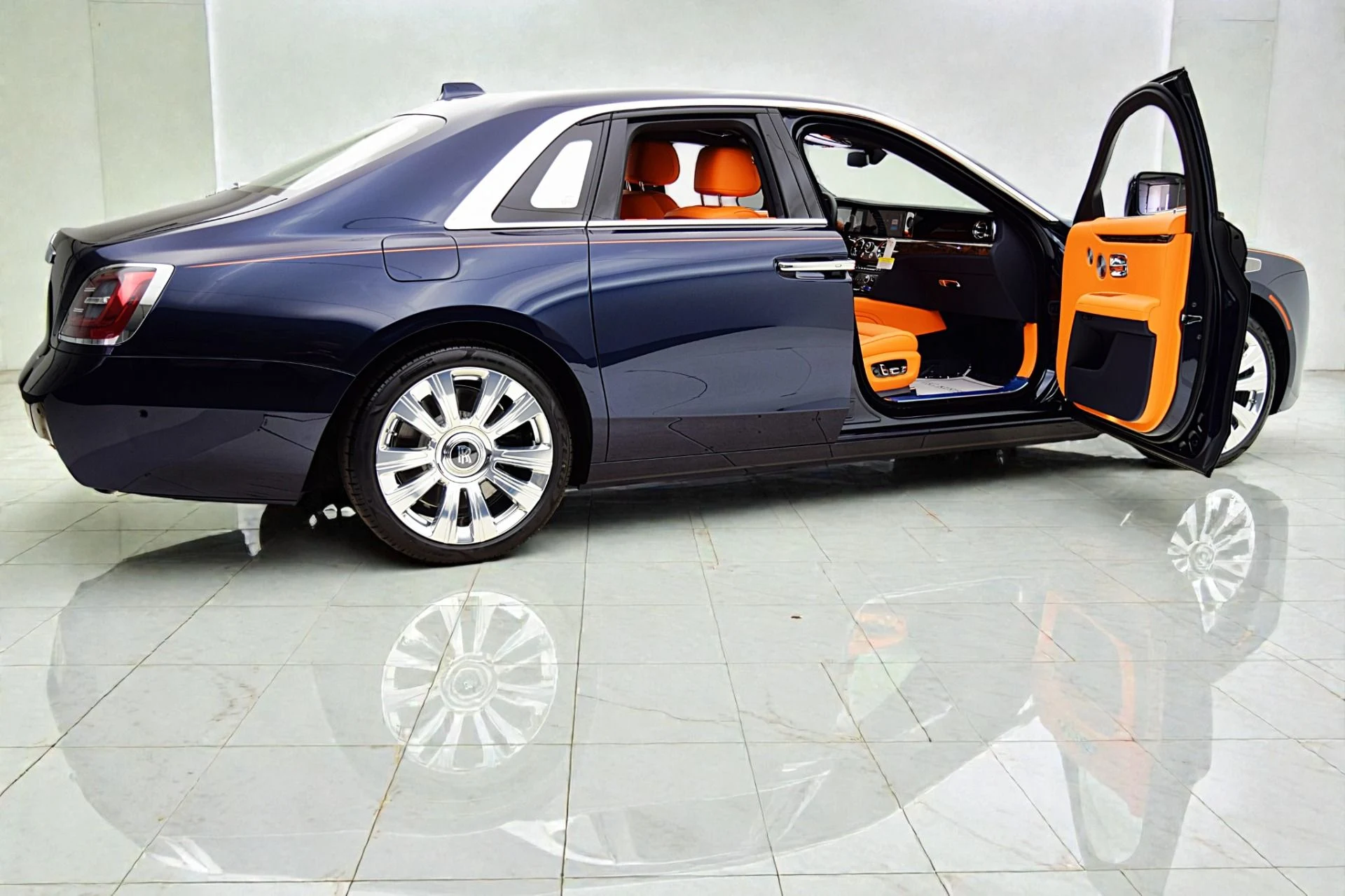 mph014_528304690_Used_2023_Rolls_Royce_Ghost_LEASE_OPTIONS_AVAILABLE_a9103015ad
