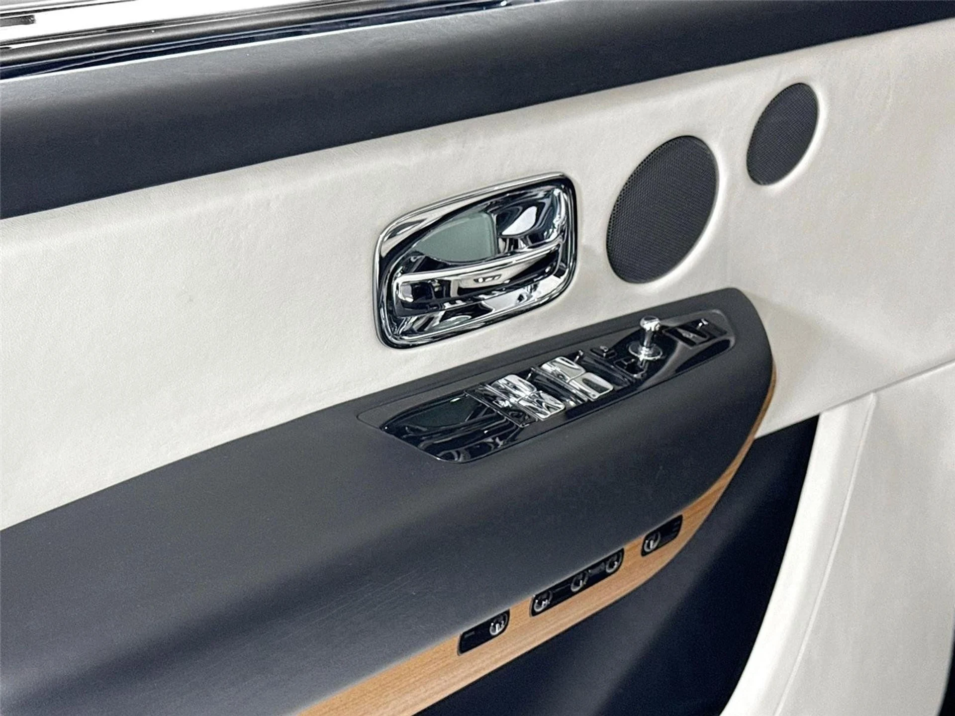 mph014_537226042_8497db13546265055a84efb30fbe2801_f7250708f7